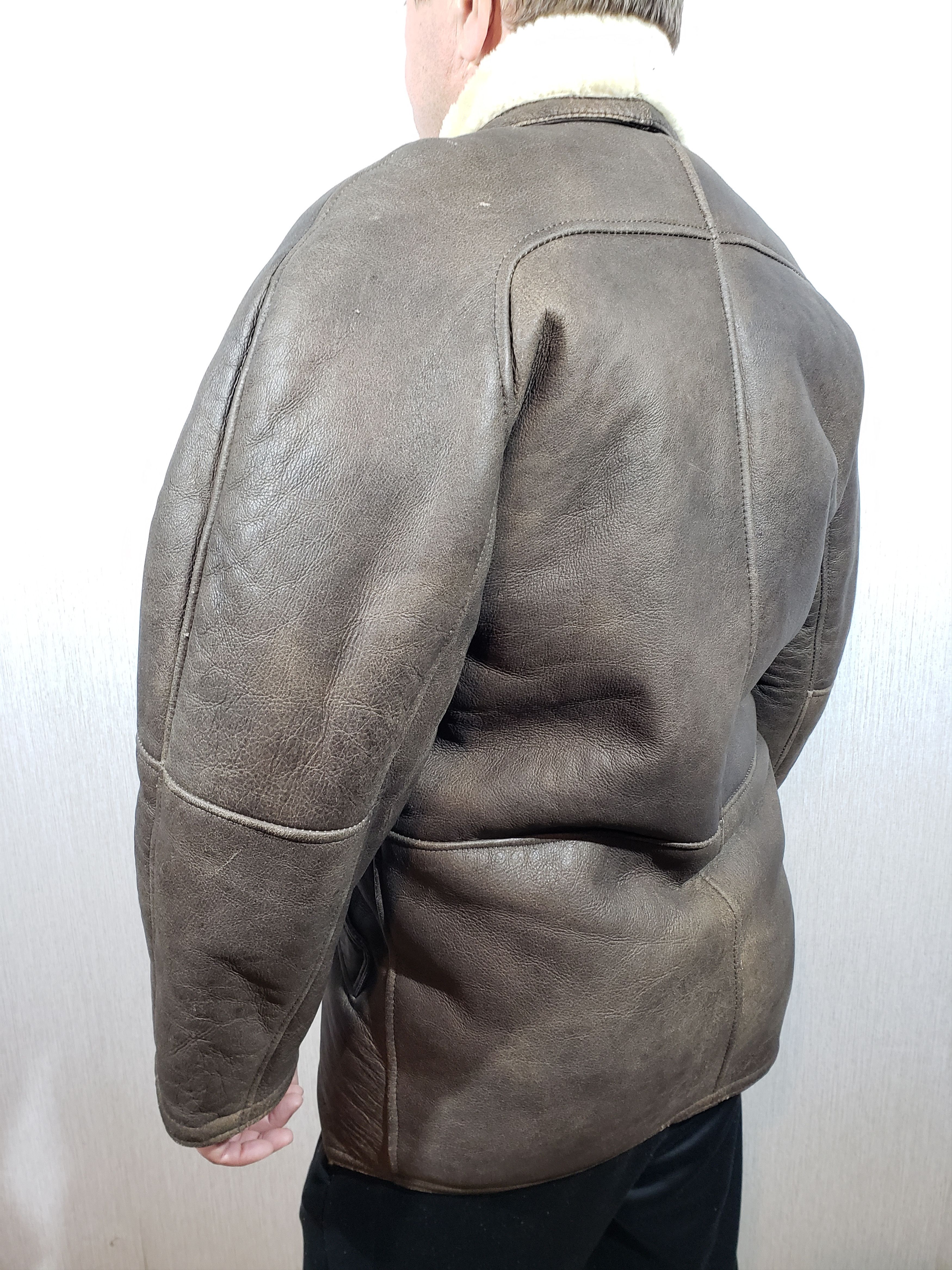 Other Brown men's sheepskin coat with buttons. Size US L / EU 52-54 / 3 - 6 Thumbnail