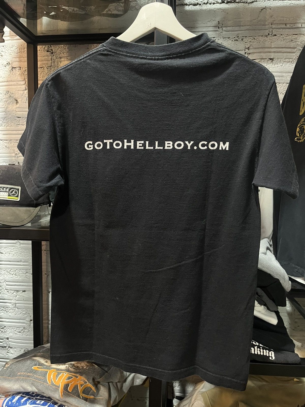 Vintage Hellboy Animated Superhero Movie Tee Size US S / EU 44-46 / 1 - 2 Thumbnail