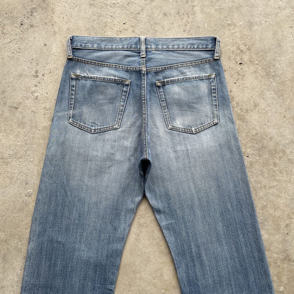 Japanese Brand W31 Vintage Japanese Distressed Denim Faded Jeans Pants Size US 31 - 8 Thumbnail