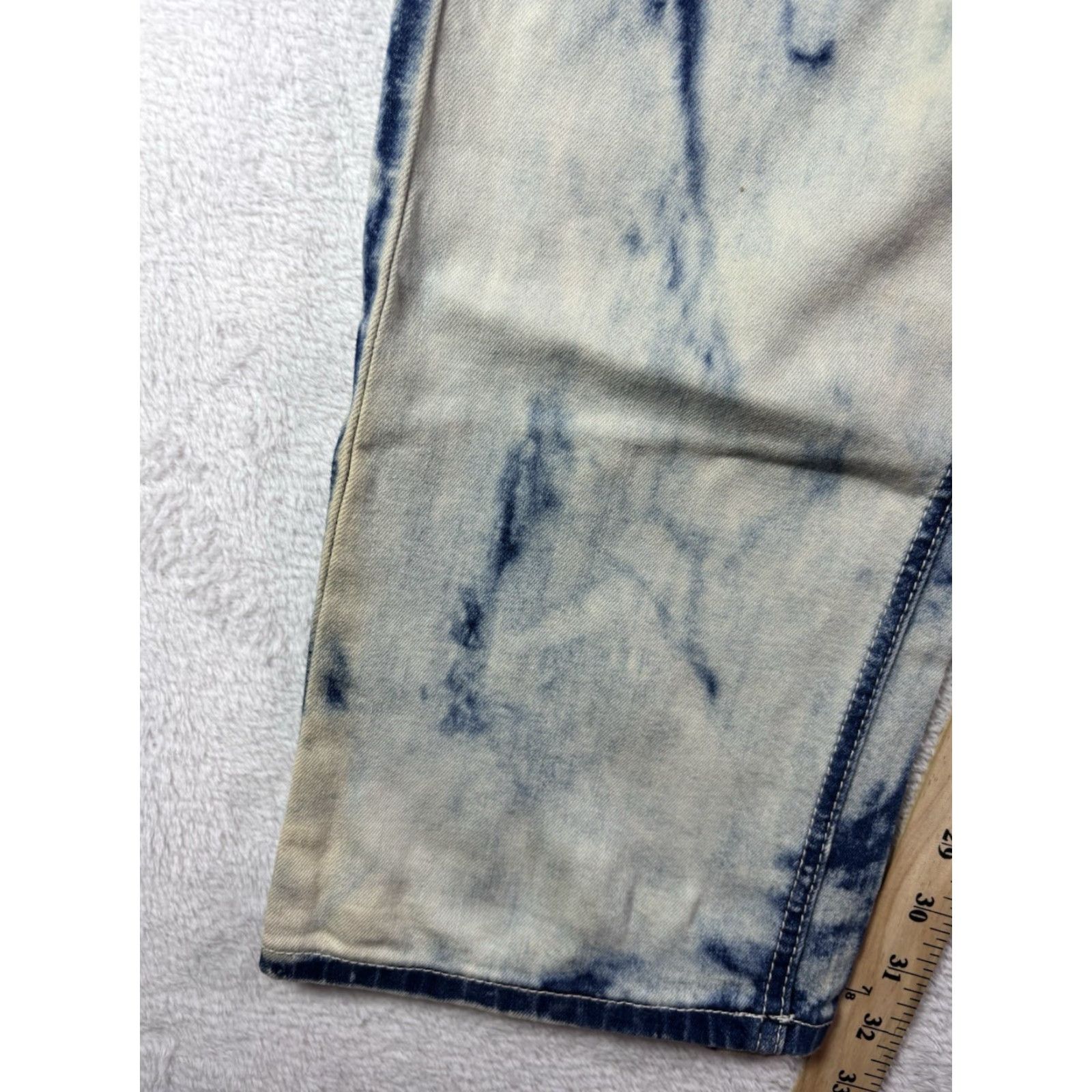 Vintage Gray Earth Jeans Men’s 34x32 Acid Washed Distressed Denim Blue White 5-Pocket Regular Fit Size 34 Jeans Size US 34 / EU 50 - 4 Thumbnail