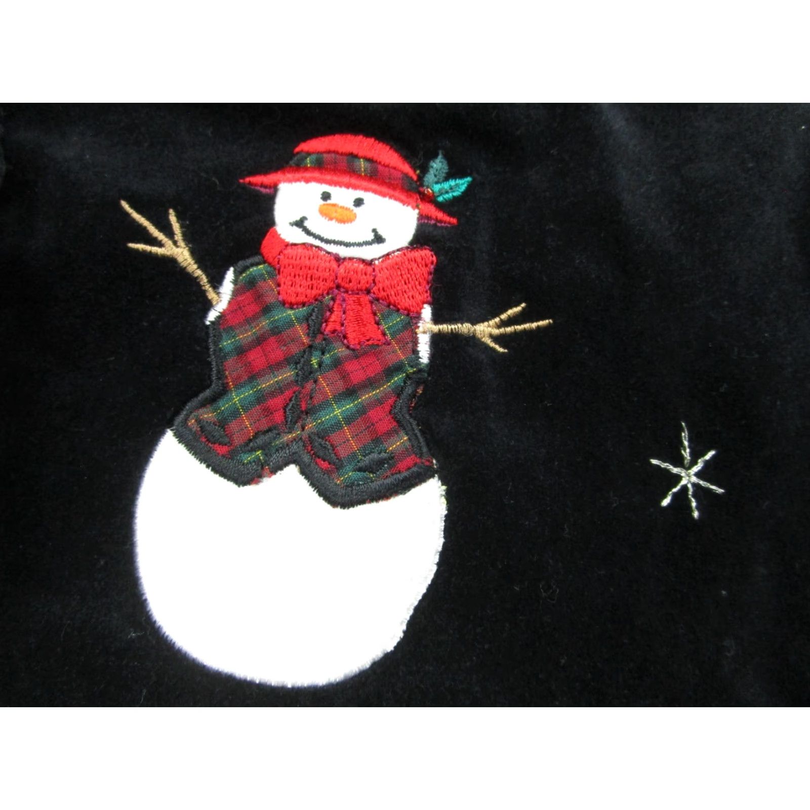 Vintage VINTAGE Karen Scott Vest Women S Black Velvet Snowman Snowflake 90s Christmas Winters Snowmen Embroidered Button Sleeveless Adult Womens Size S / US 4 / IT 40 - 4 Thumbnail