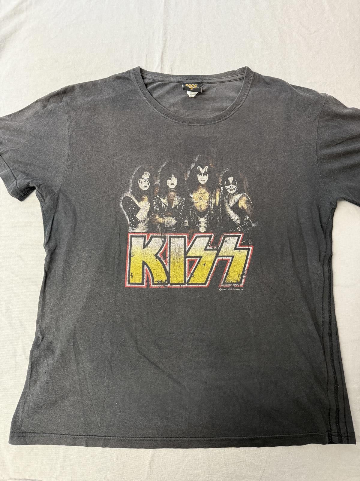 Other VTG Kiss Band T-shirt Winterland Tag Kiss Womens Juniors tee Size XXL / US 16-18 / IT 52-54 - 1 Thumbnail