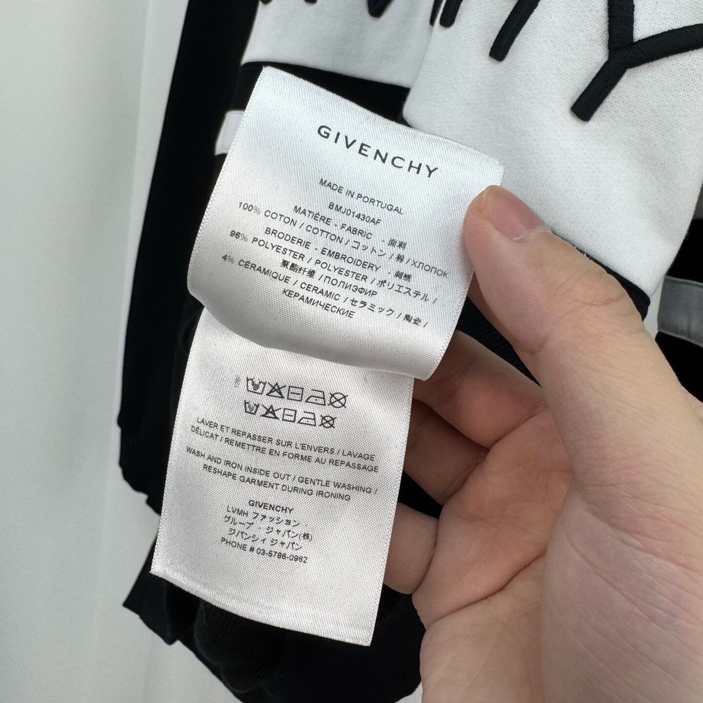 Givenchy Givenchy Embroidered Letter Sweatshirt Size US L / EU 52-54 / 3 - 6 Thumbnail