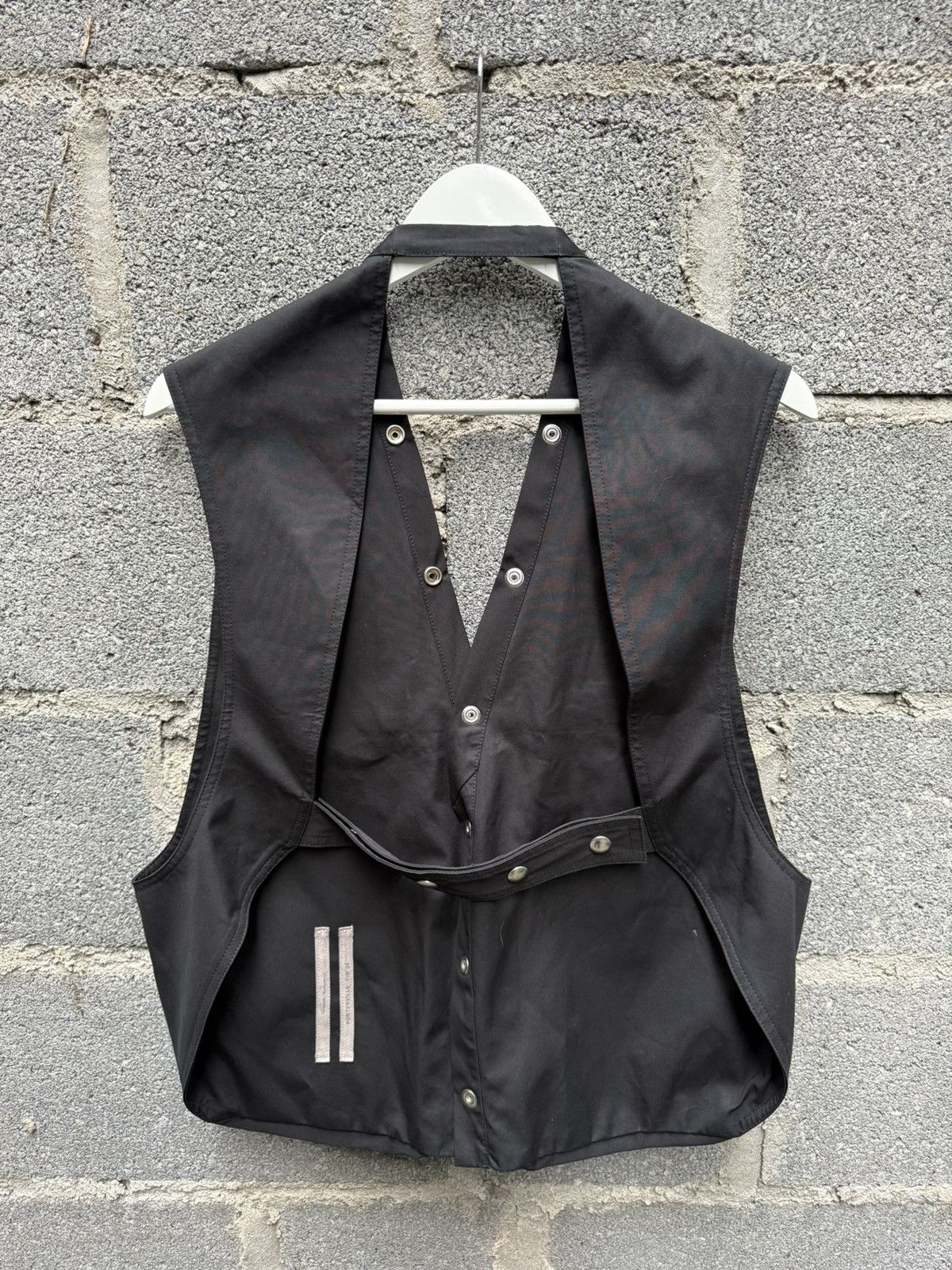 KANYE WEST DONDA LISTENING PARTY DANCER OUTFIT WITH VEST