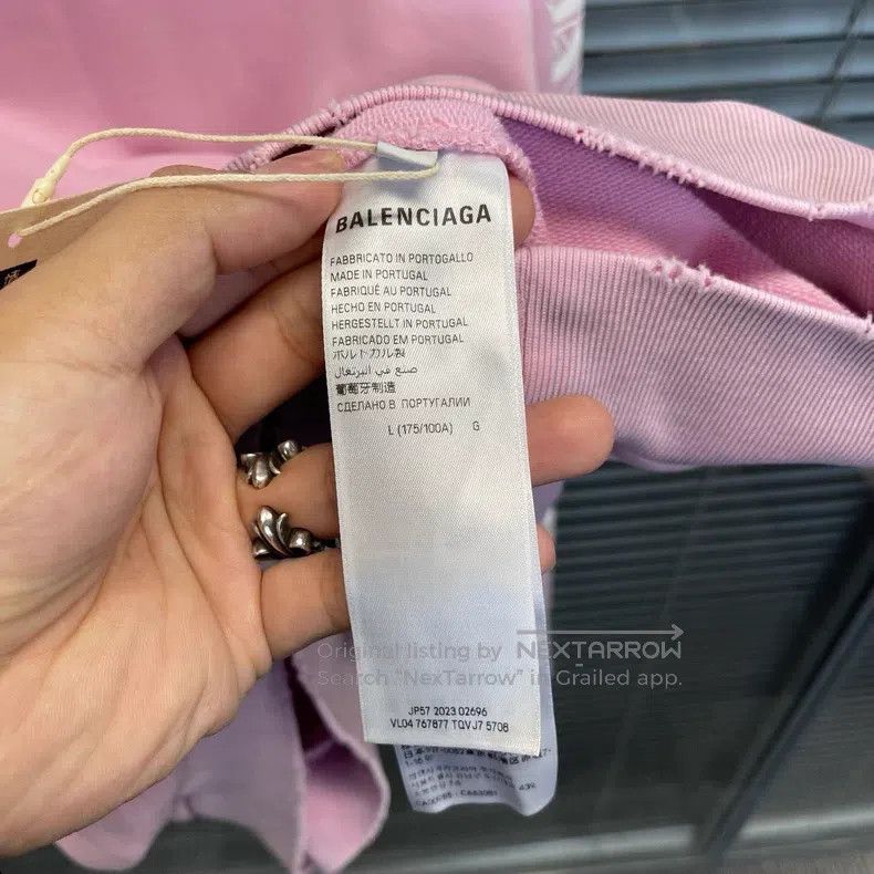 Balenciaga Balenciaga Pink old damaged Sanskrit letter printed long s Size US L / EU 52-54 / 3 - 3 Thumbnail
