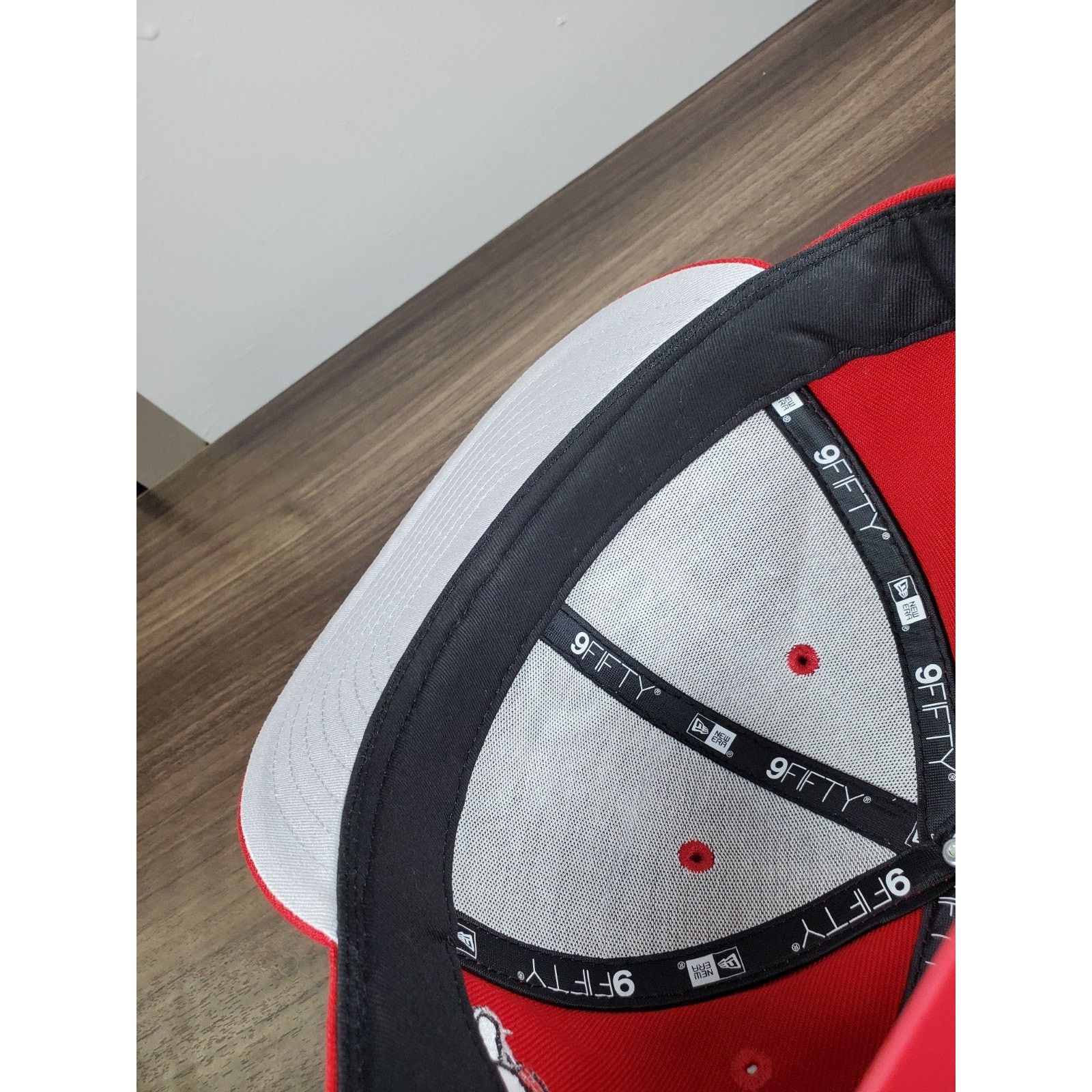 MLB × New Era Cincinnati Reds 9Fifty Hat Snapback Cap Mr Red Legs *READ* Size ONE SIZE - 11 Thumbnail