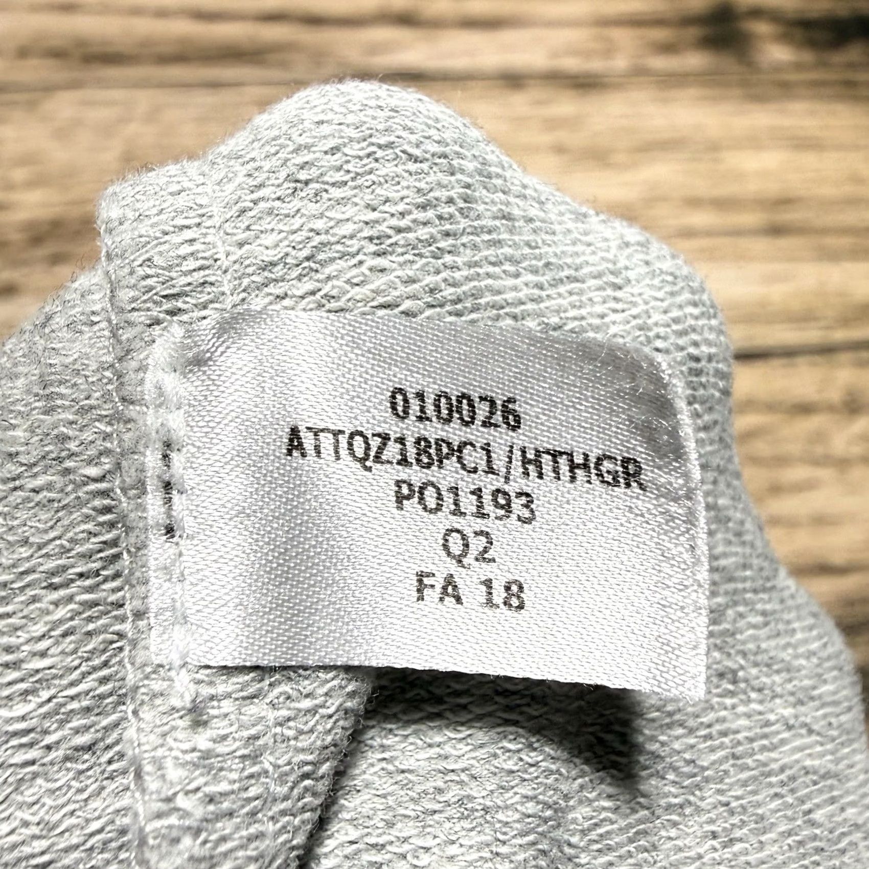 Vintage Tommy John Mens Large Gray 1/4 Zip Pullover Sweatshirt Zip Pockets Athleisure Shirt Size US L / EU 52-54 / 3 - 6 Thumbnail