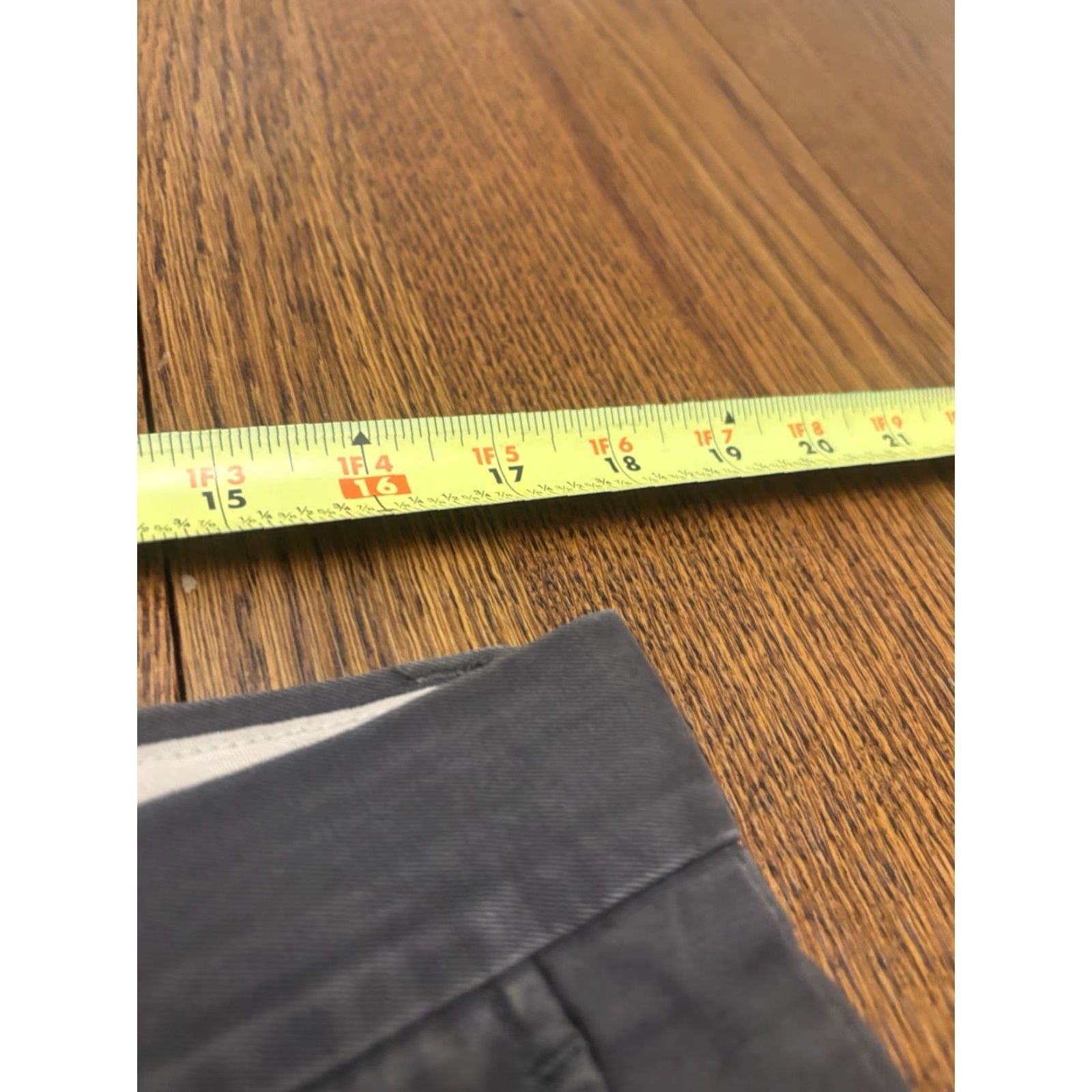 Banana Republic VINTAGE Banana Republic Mens Aiden Chino Pants Slim Fit 34x32 Gray Casual Cotton Front Flat Front Button Zip City Preppy Fashion Pants Mens Size US 34 / EU 50 - 4 Thumbnail