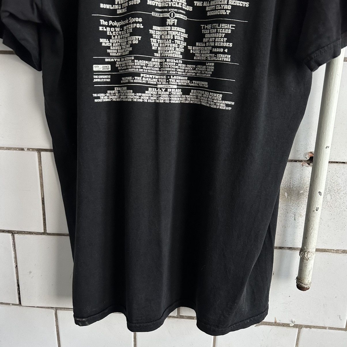 Band Tees × Japanese Brand × Vintage Vintage Japanese Style Adult Carling Weekend 2003 Tee Size US L / EU 52-54 / 3 - 10 Thumbnail