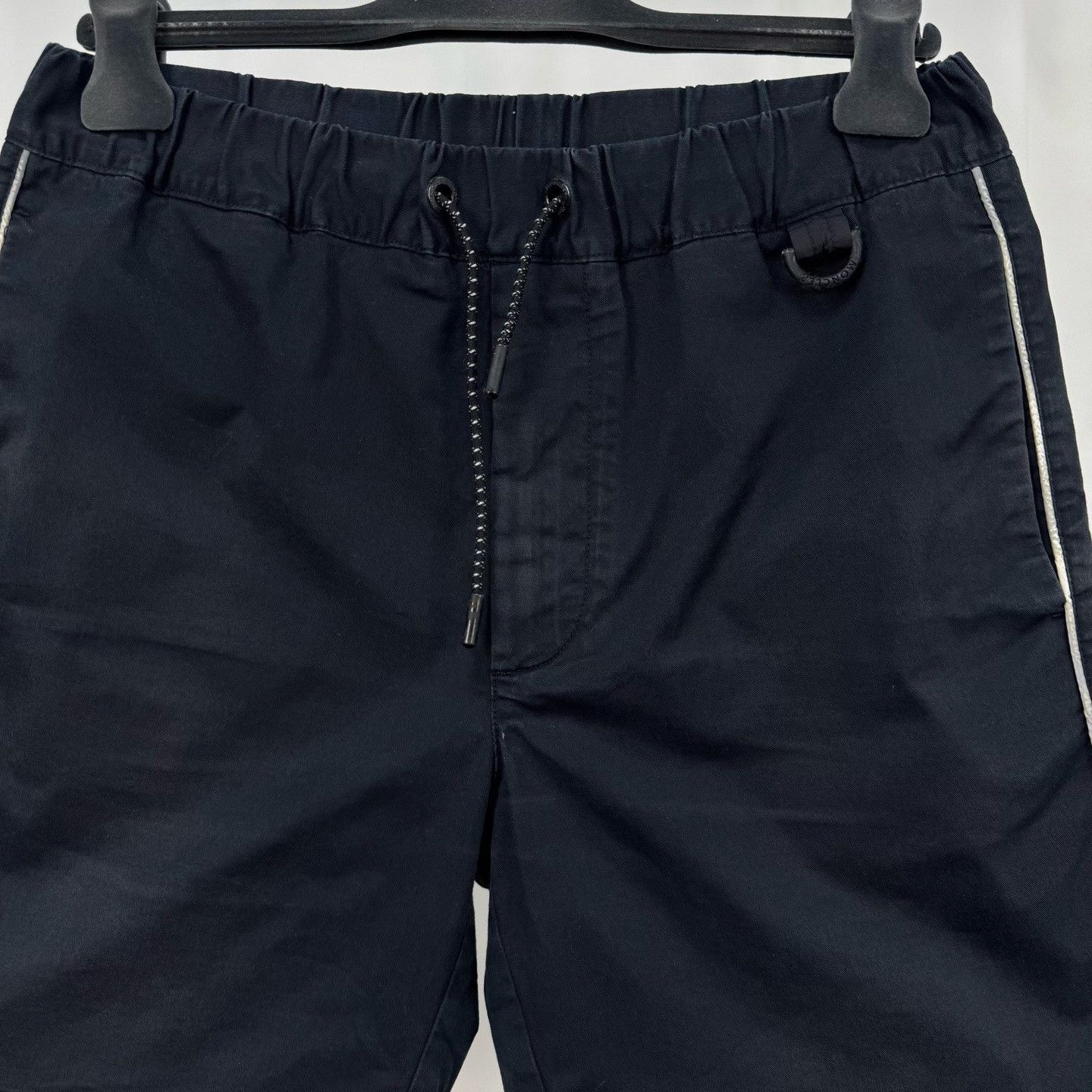 Moncler Moncler Embroidered Logo Shorts Size US 28 / EU 44 - 3 Thumbnail