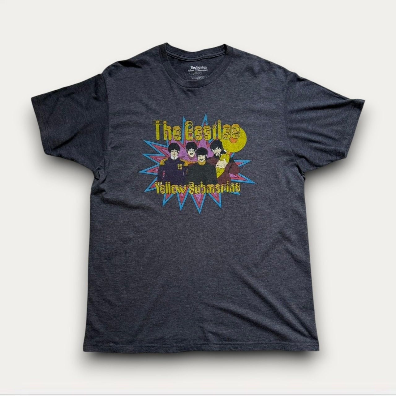 Band Tees The Beatles Yellow Submarine T-Shirt Size US XL / EU 56 / 4 - 1 Thumbnail
