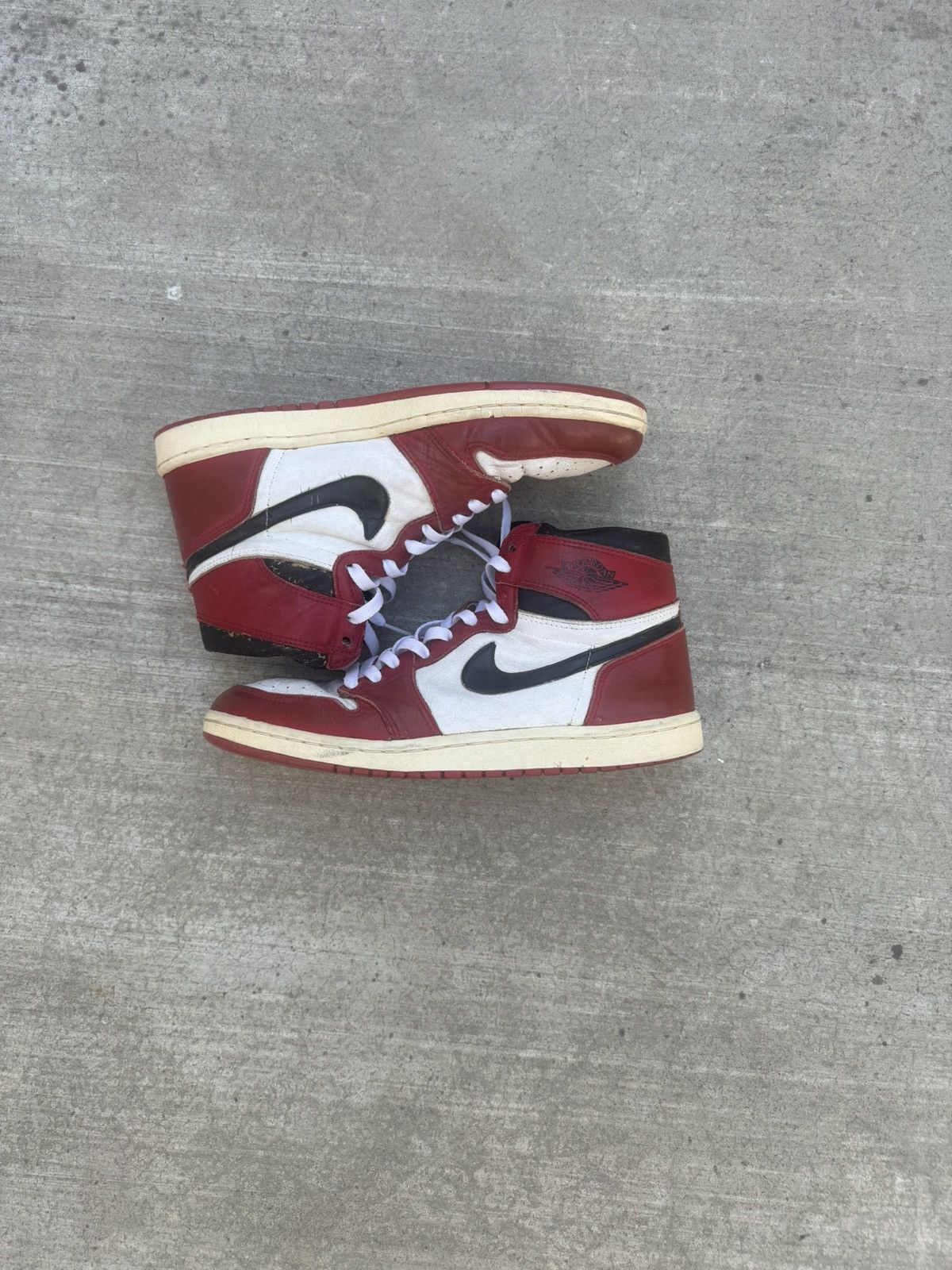 Nike × Vintage OG 1985 Air Jordan 1 Chicago Size US 10.5 / EU 43-44 - 2 Thumbnail