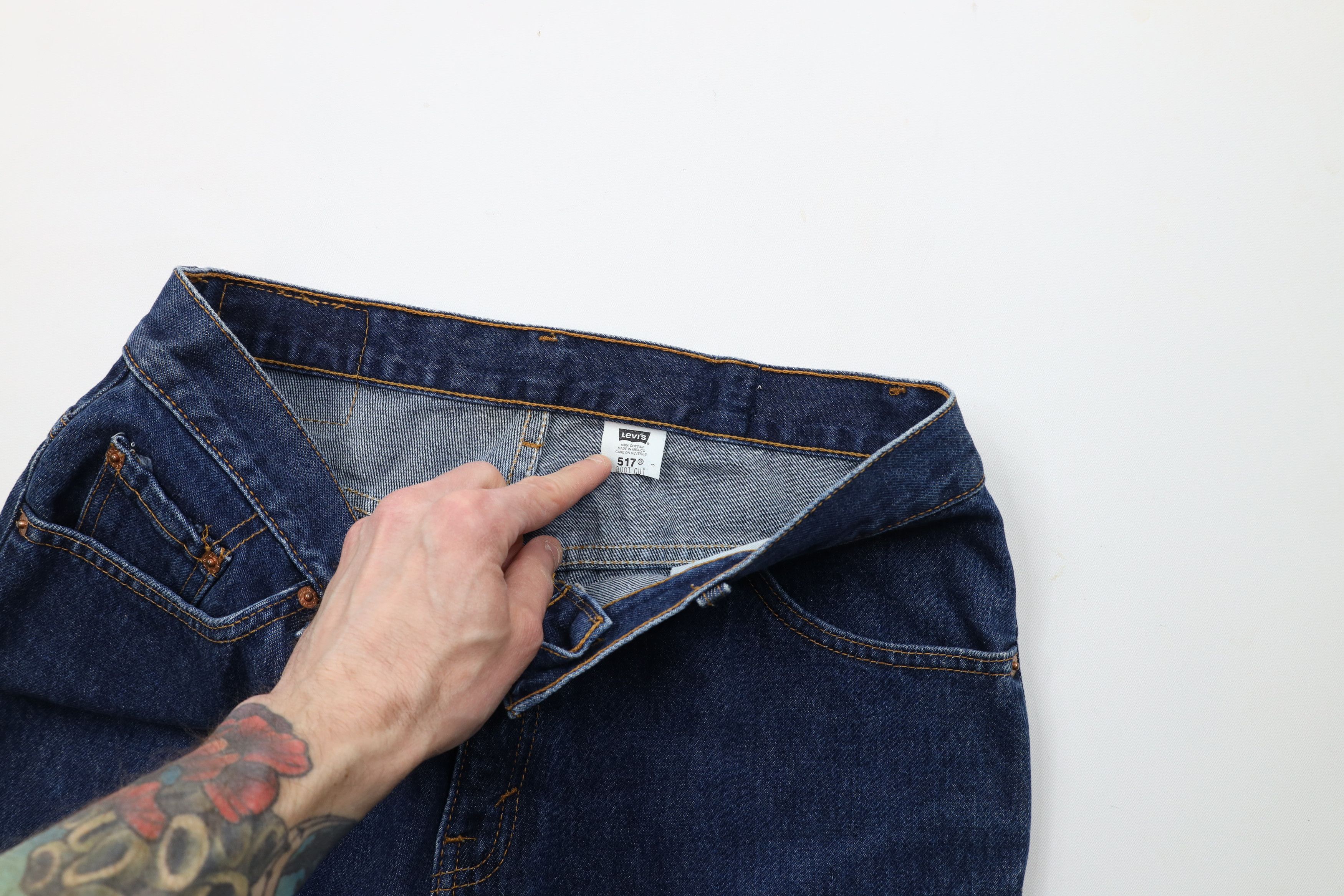 Levi's × Vintage Vintage 90s Levis 517 Flared Bootcut Denim Jeans Blue Size US 32 / EU 48 - 7 Thumbnail