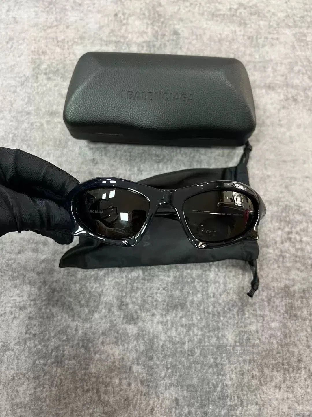 Balenciaga Balenciaga Bat Sunglasses. Size ONE SIZE - 2 Thumbnail