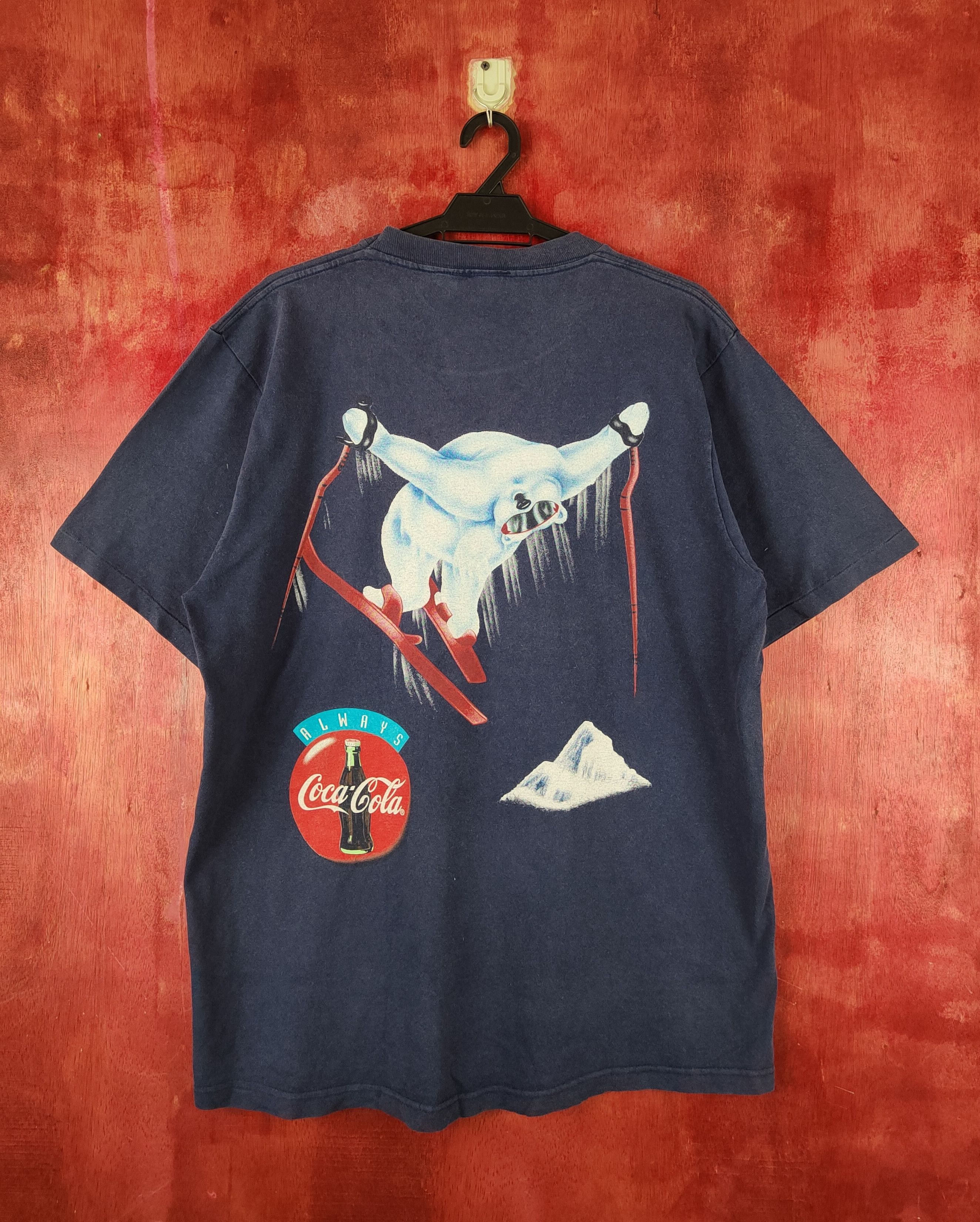 Coca Cola 1995 Coco Cola Dark Blue Short Sleeve T-shirts #S2307 Size US L / EU 52-54 / 3 - 9 Thumbnail