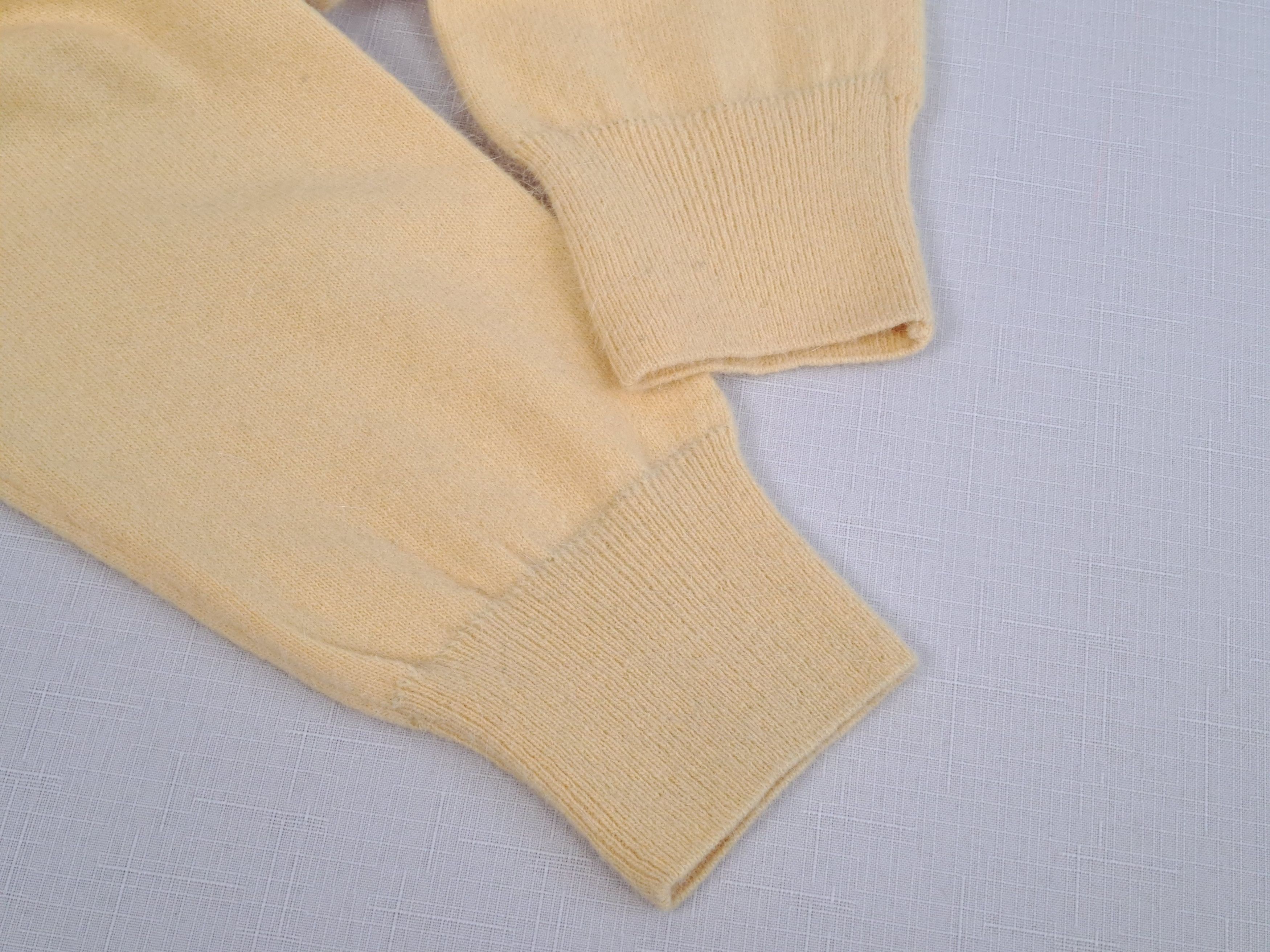 Vintage Vintage YSL Yves Saint Laurent yellow V-Neck mohair sweater. Size US S / EU 44-46 / 1 - 11 Thumbnail