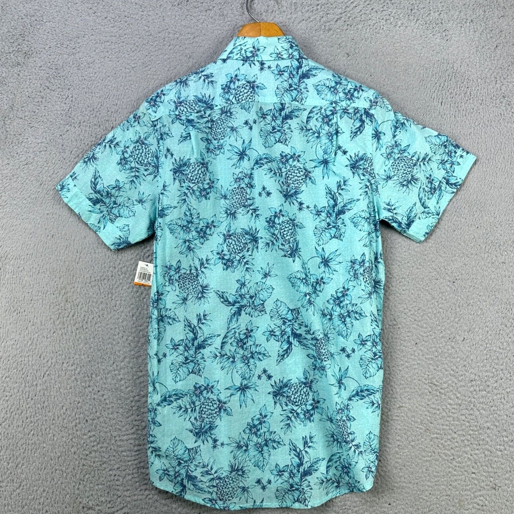 Izod Izod Saltwater Mens Button-Up Shirt Small Blue Floral Short Sleeve Pocket NEW Size US S / EU 44-46 / 1 - 3 Thumbnail