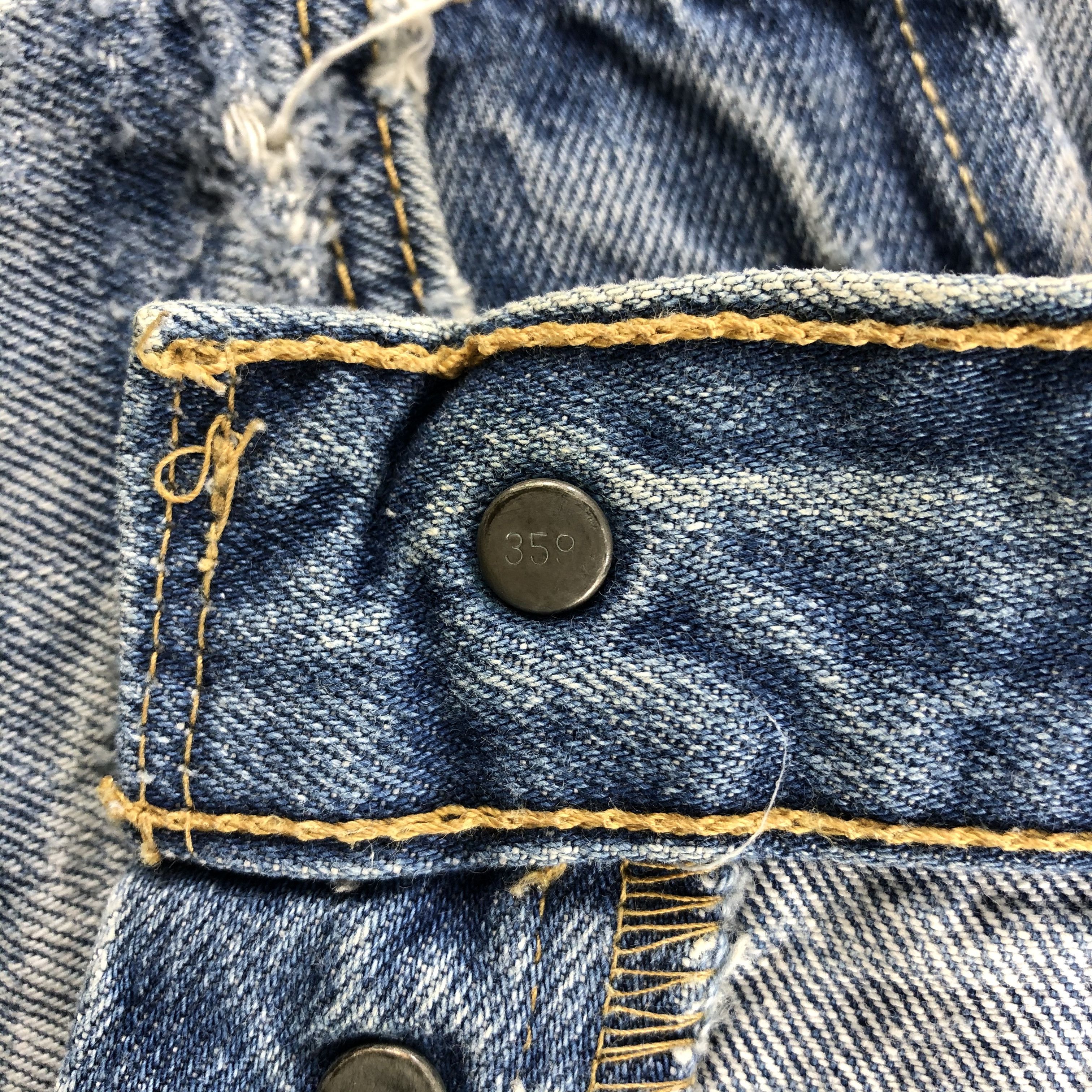 Levi's × Vintage Vintage Distress Light Wash Levis 501 Jeans-JM1008 Size US 28 / EU 44 - 9 Thumbnail