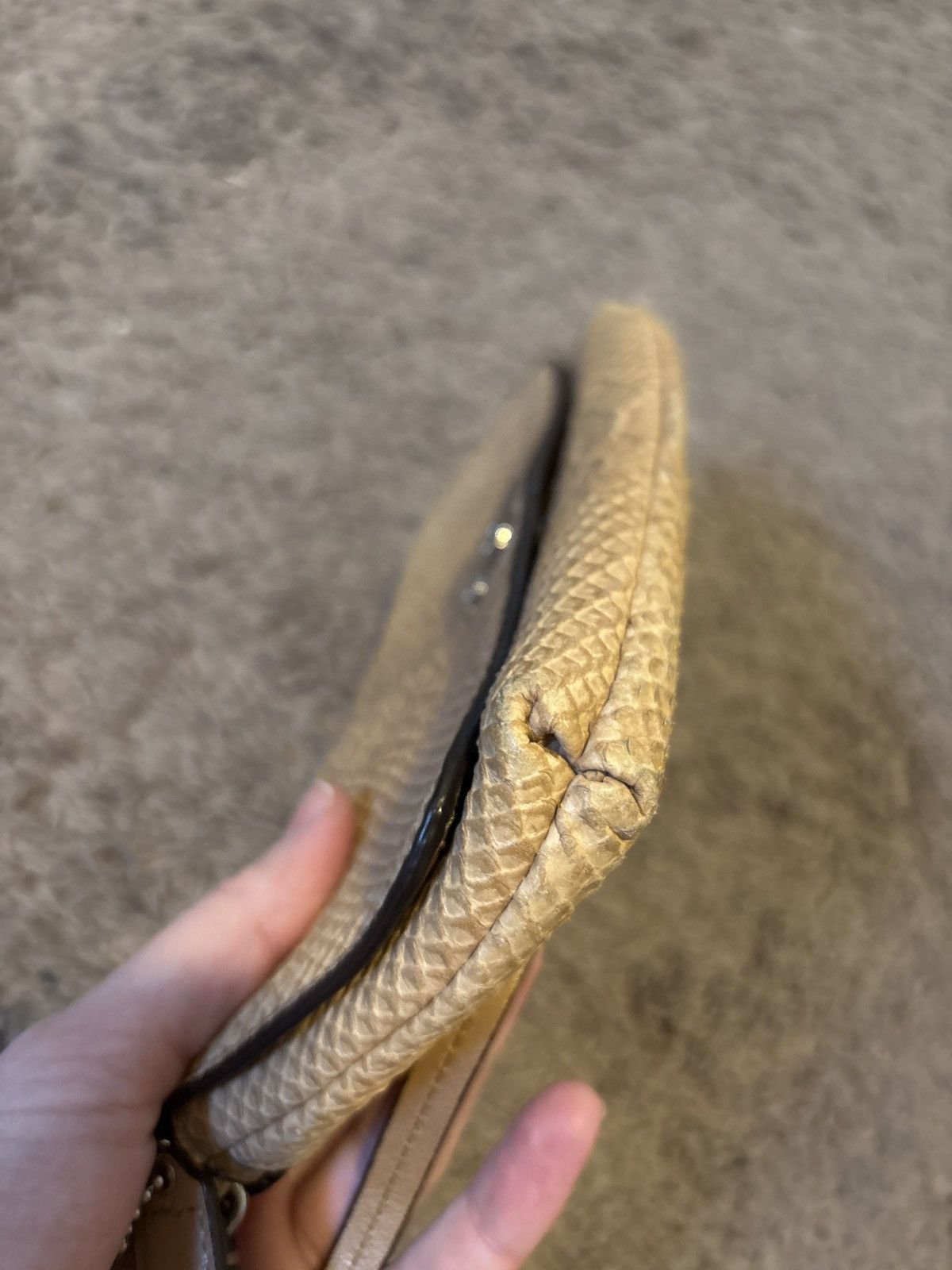 Coach Coach Alligator Skin Clutch/ Wristlet with removable strap Size ONE SIZE - 9 Thumbnail