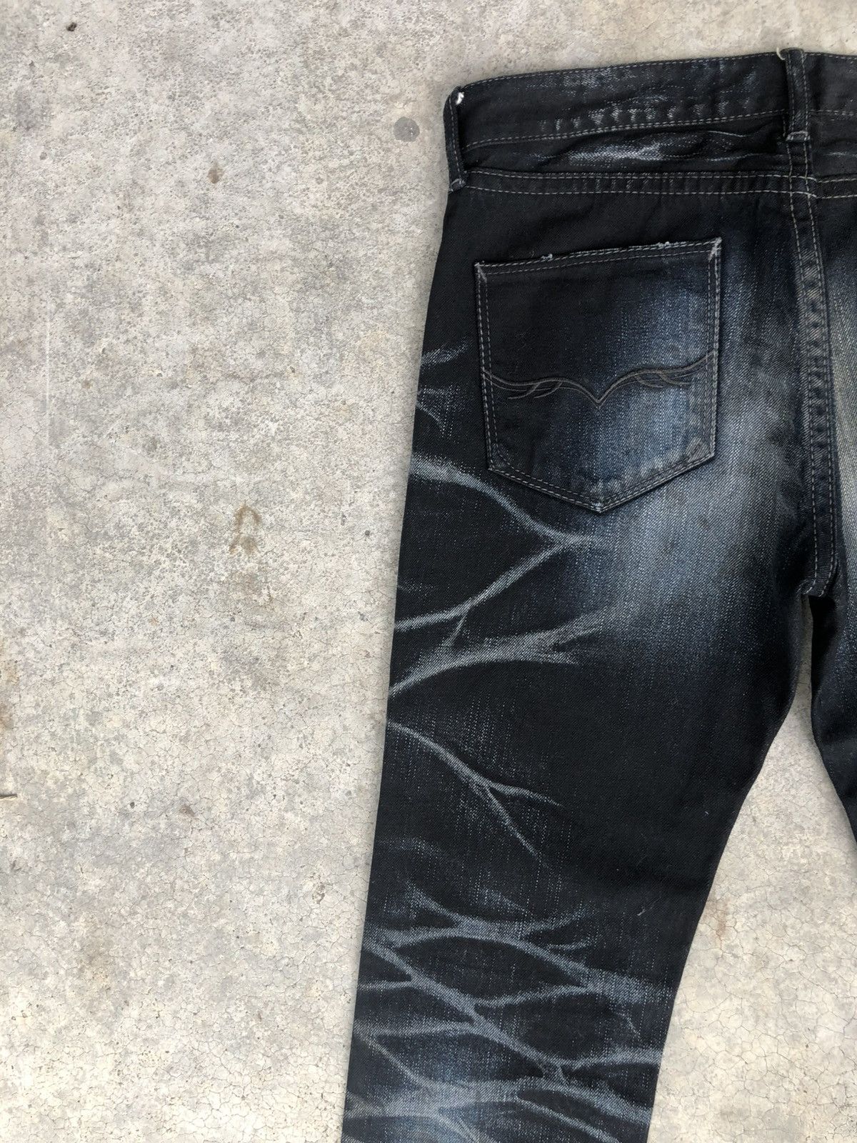 GOSTAR DE FUGA Japanese Fuga Distressed Jeans Slim Size US 30 / EU 46 - 9 Thumbnail