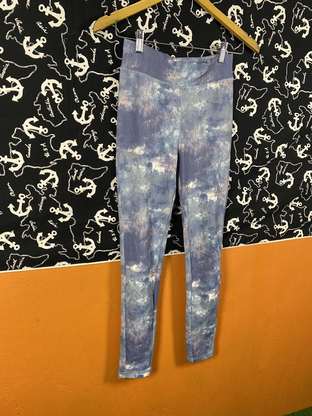 GU GU Active Blue Tie-Dye Leggings – Stretch Fitness Yoga Pants Size 26" / US 2 / IT 38 - 5 Thumbnail