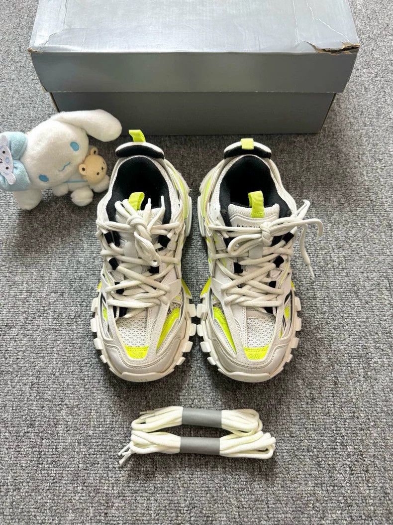 Balenciaga Balenciaga size 36 White and Green Track Made Old Dad Shoes Size US 5 / EU 37 - 1 Thumbnail