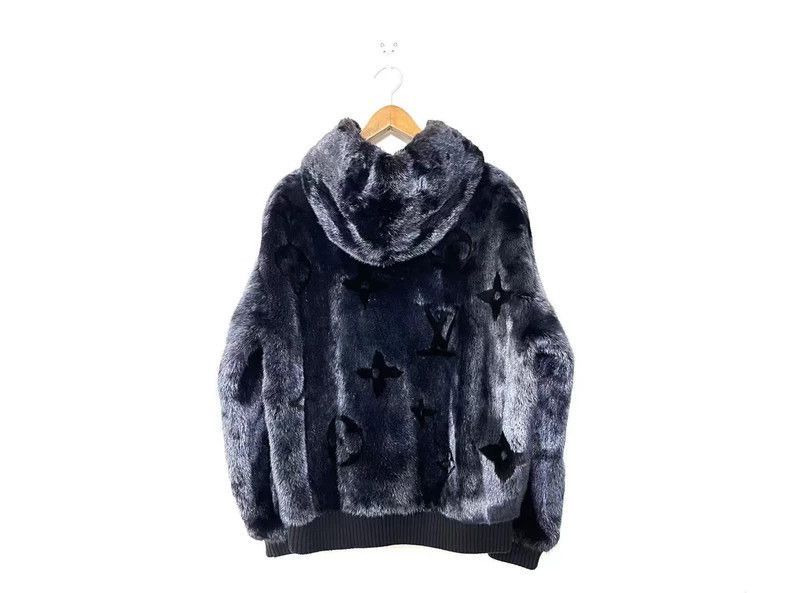 Louis Vuitton Louis Vuitton black mink fur hoodie-2507 Size US M / EU 48-50 / 2 - 3 Thumbnail