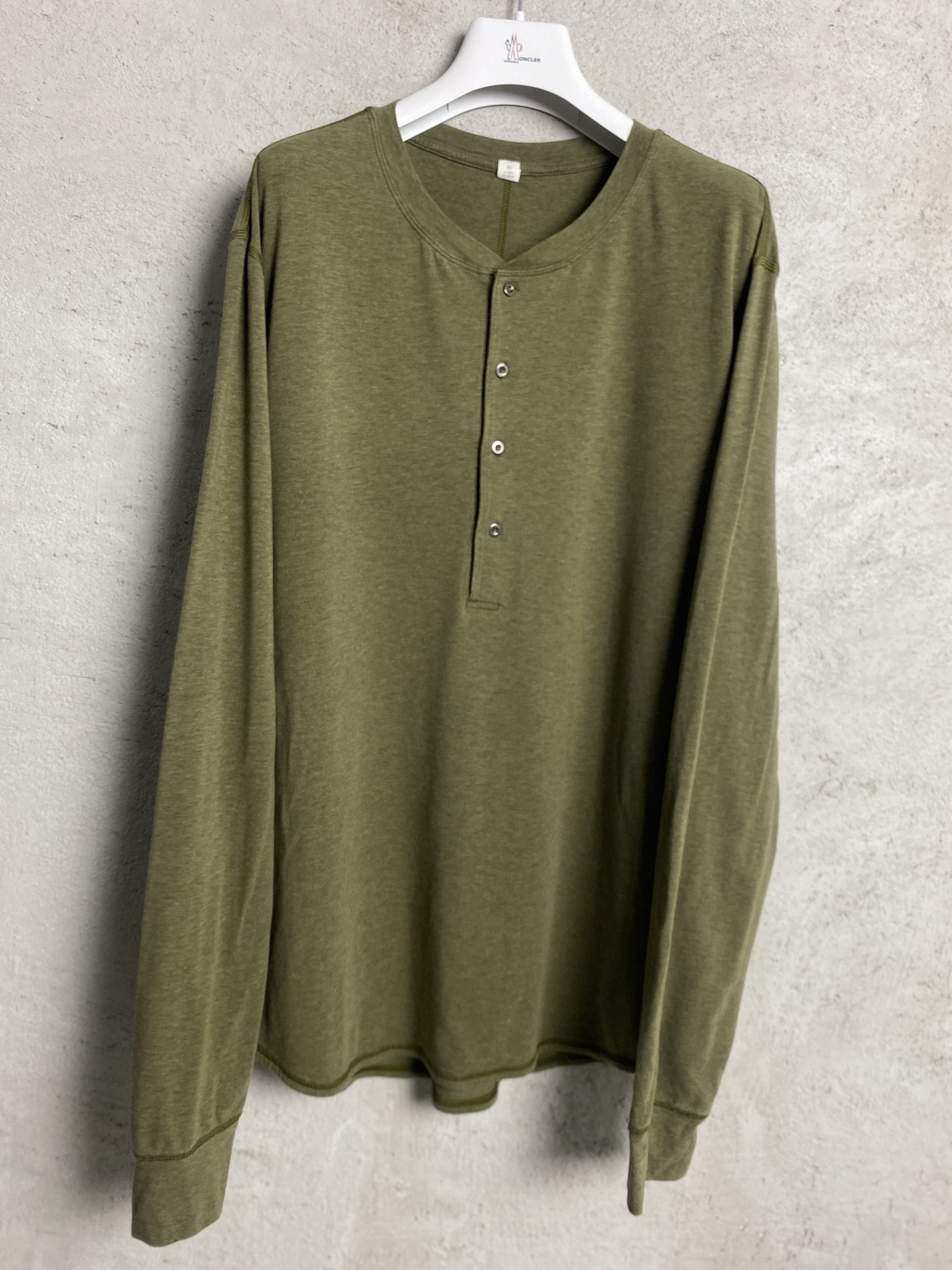 Lululemon Lululemon Henley long sleeve t-shirt tee sport athletic gym Size US XL / EU 56 / 4 - 1 Thumbnail