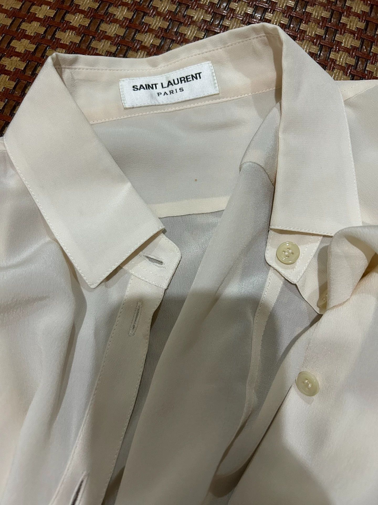 Saint Laurent Paris Saint Laurent Paris White silk shirt-2505 Size US M / EU 48-50 / 2 - 3 Thumbnail