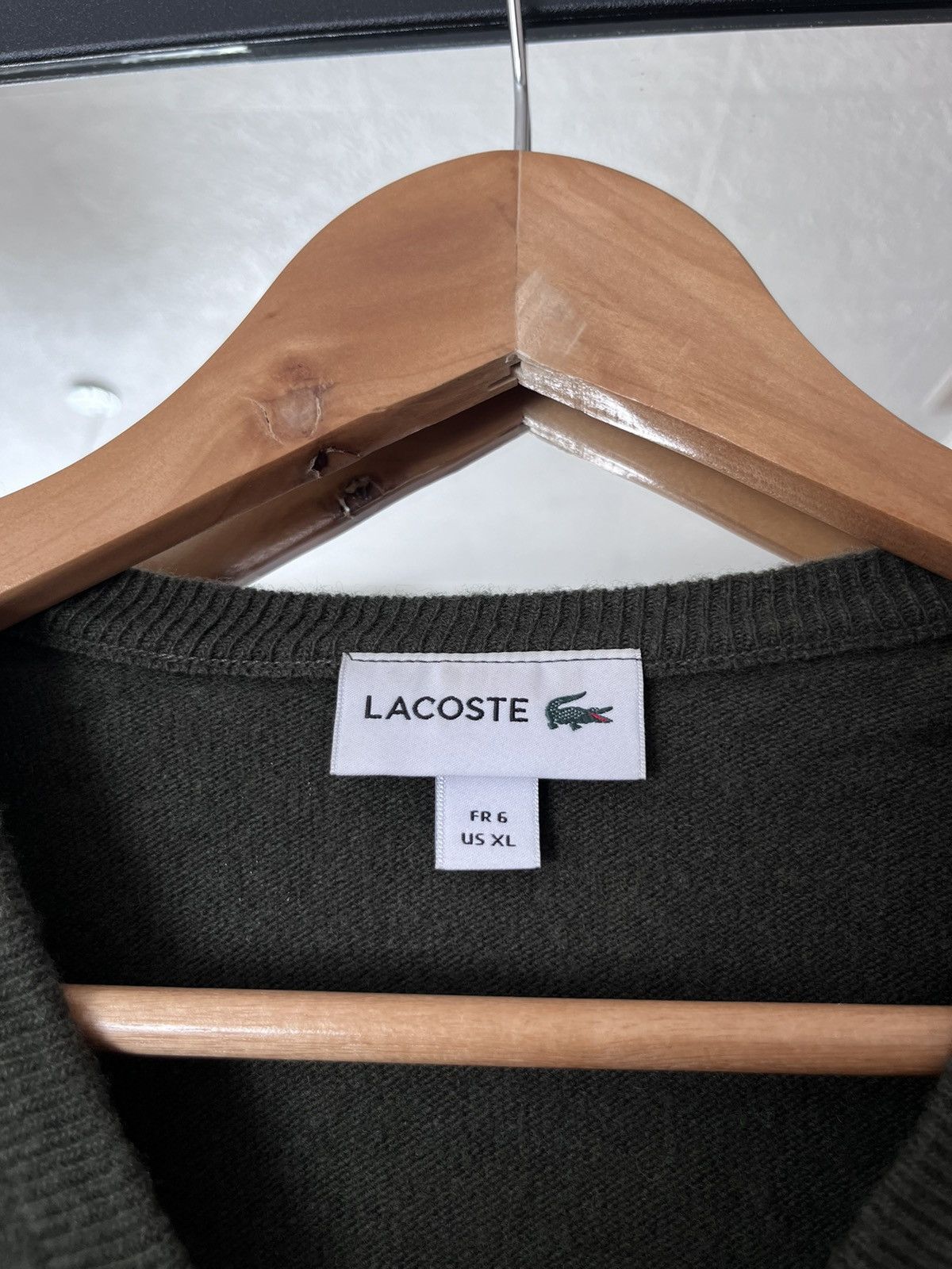 Lacoste Men’s Lacoste V Neck Green New Wool Jumper Sweater Size US XL / EU 56 / 4 - 4 Thumbnail