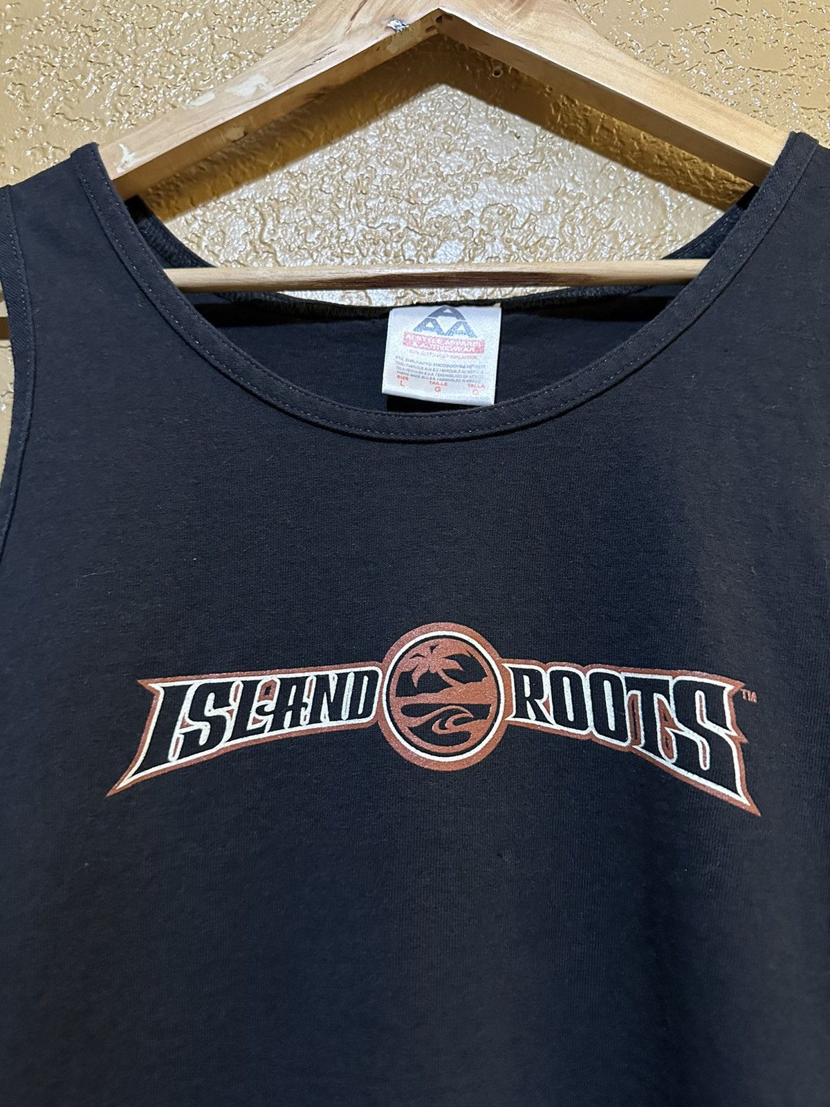 Vintage Vintage Hawaii Island Roots Pinup Volcano Surf Tank Top Size US L / EU 52-54 / 3 - 5 Thumbnail