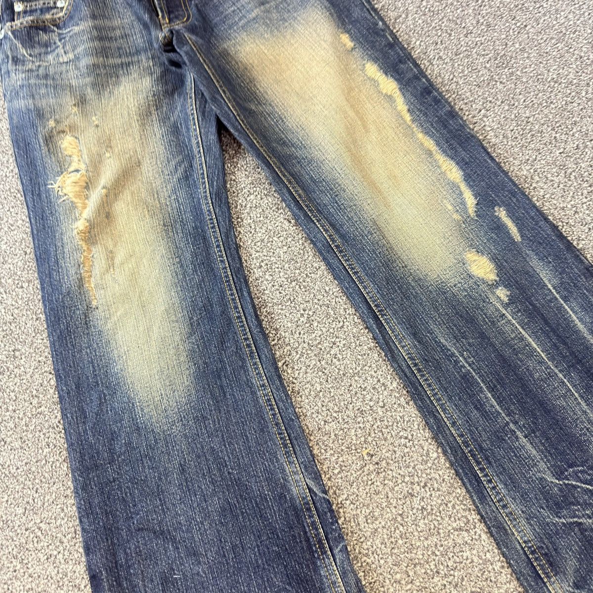 If Six Was Nine Insane ‼️ Flared Distressed Whisker Denim LGB Style Gennaro Size US 31 - 5 Thumbnail