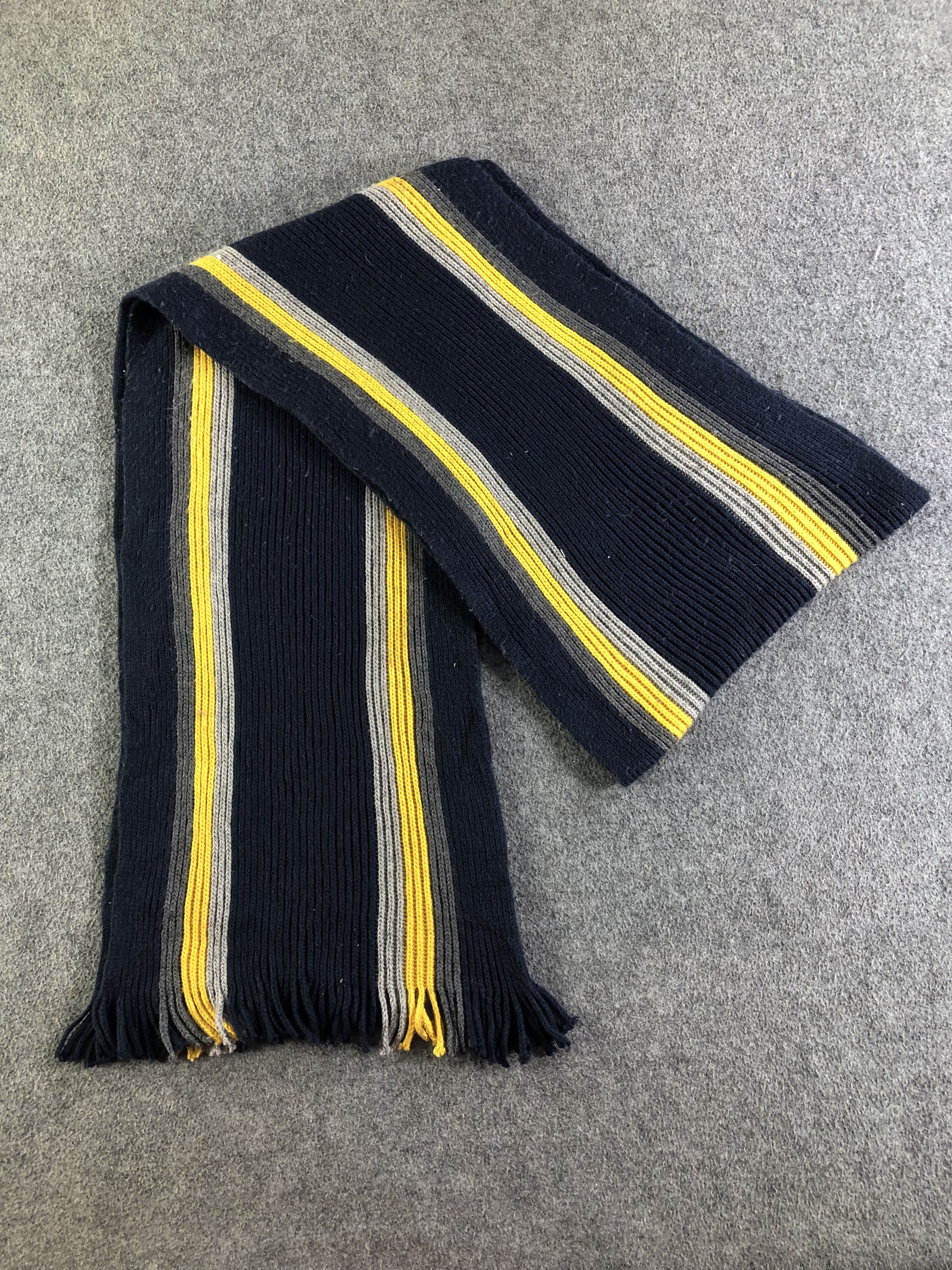 Banana Republic Banana Republic Scarf / Muffler / Neckwear SS1442 Size ONE SIZE - 3 Thumbnail
