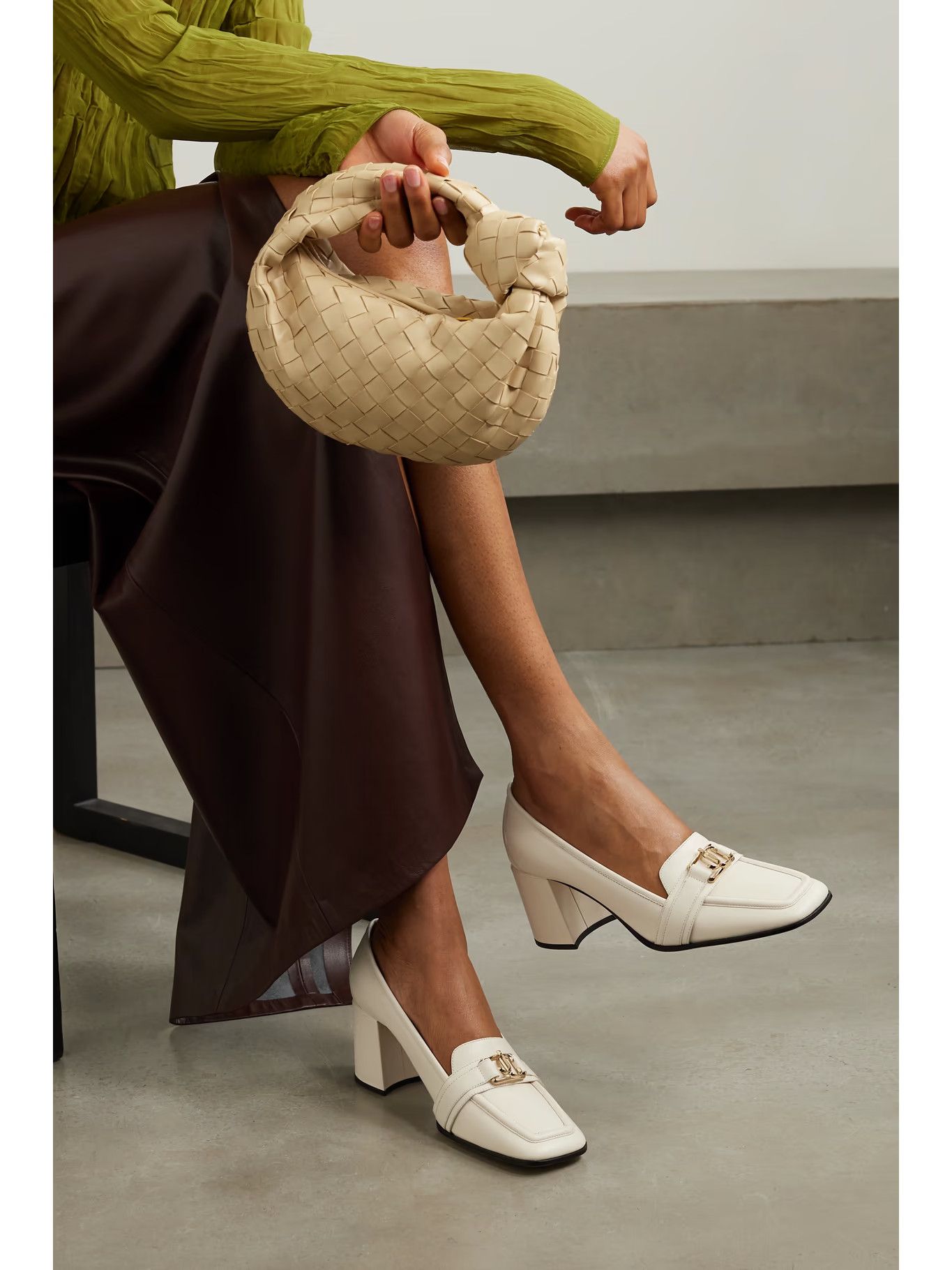 Jimmy Choo o1y0326 Loafers in Ivory Size US 8 / IT 38 - 4 Thumbnail