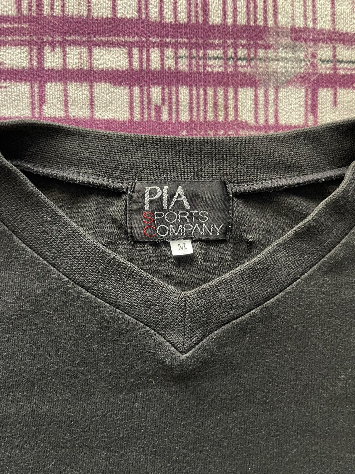 Japanese Brand VINTAGE PIA SPORTS COMPANY SPELL OUT V NECK VERY RARE Size US M / EU 48-50 / 2 - 3 Thumbnail