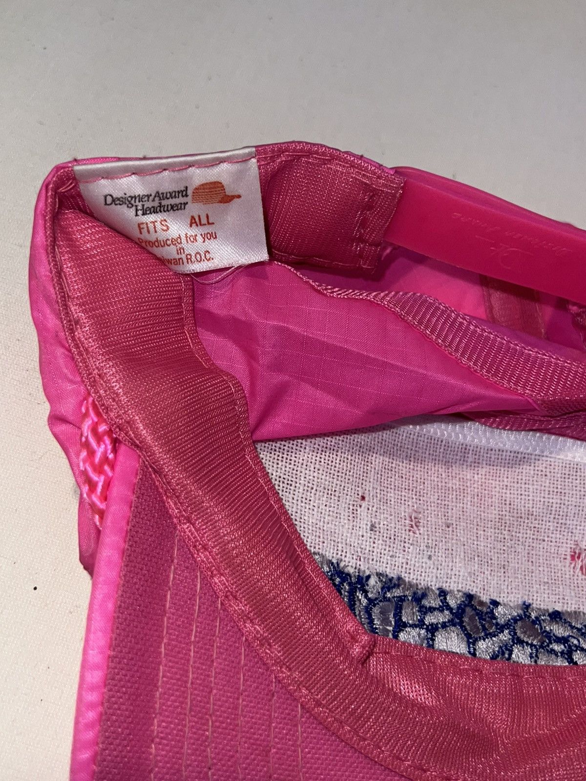 Vintage 80’s 90’s VTG Vintage Pink Graphic Design Retro Indie Hat Size ONE SIZE - 5 Thumbnail