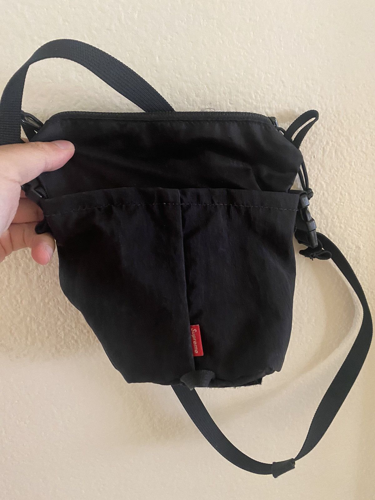 Supreme × Vintage Supreme Neck Pouch FW20 Size ONE SIZE - 1 Thumbnail