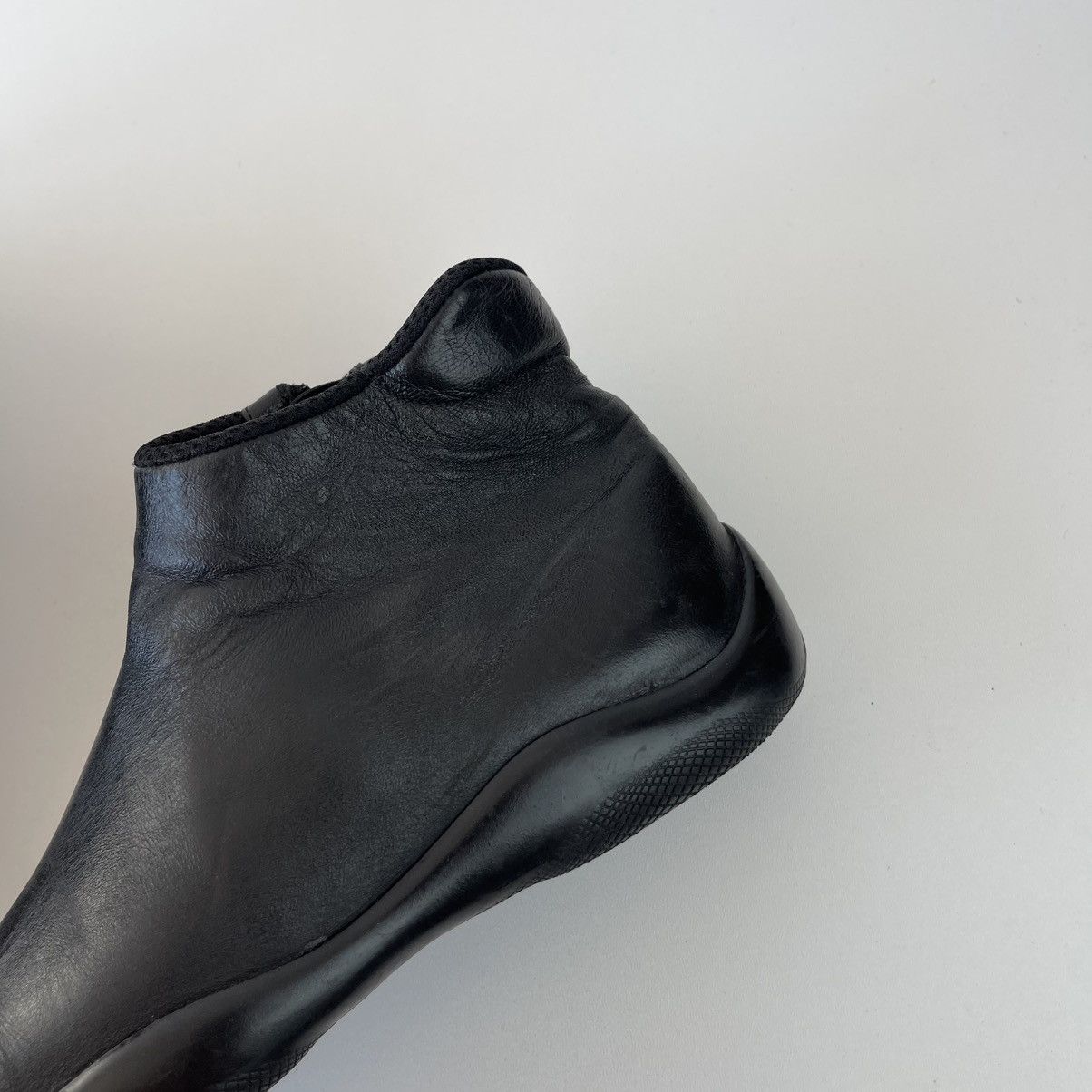 Prada Prada Sport 1999 Red Tab Side Zip Leather Vintage Boots Blac Size US 7.5 / IT 37.5 - 6 Thumbnail