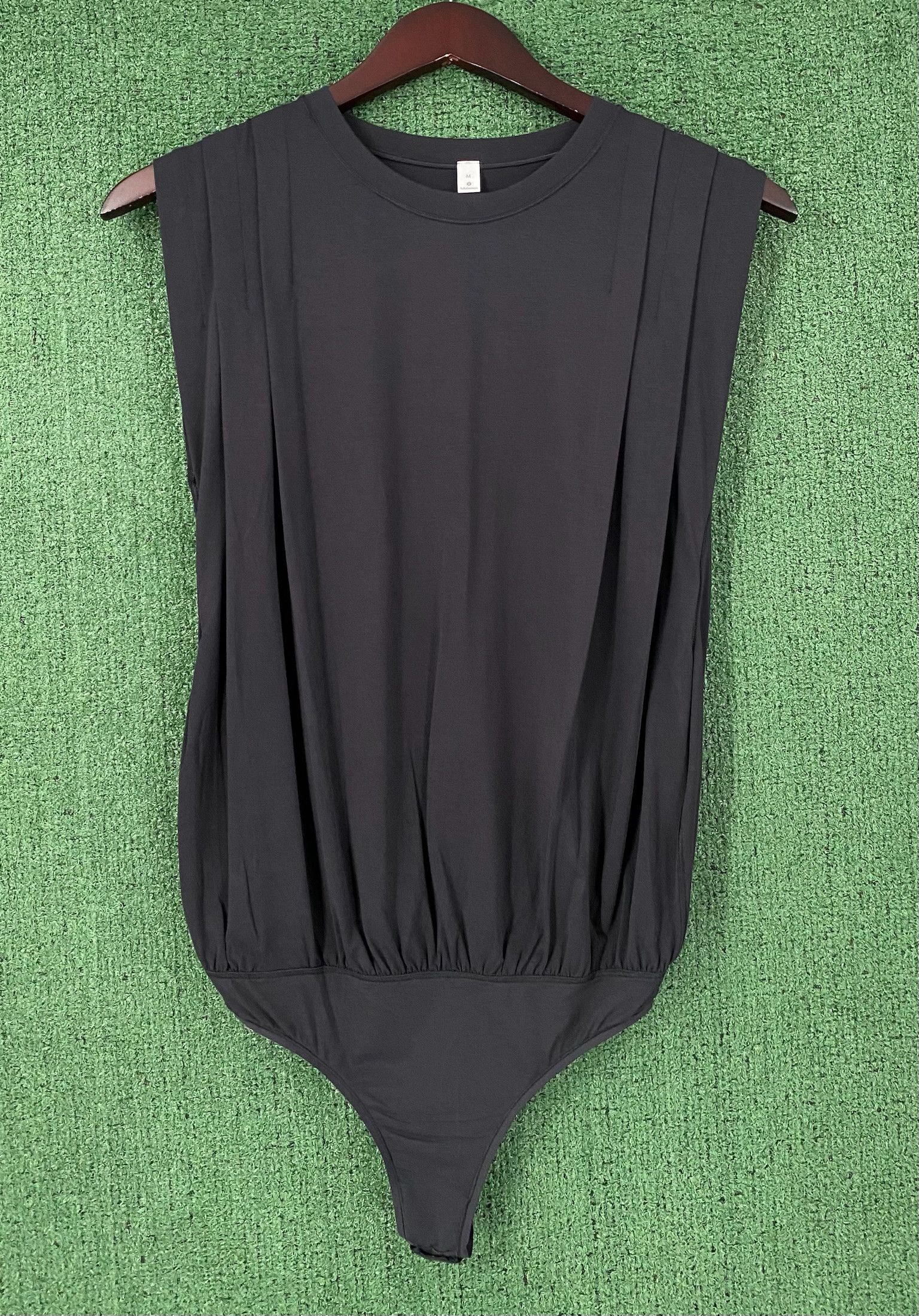 Lululemon Lululemon Hour To Hour Black Bodysuit Snap Closure Medium Size S / US 4 / IT 40 - 2 Thumbnail