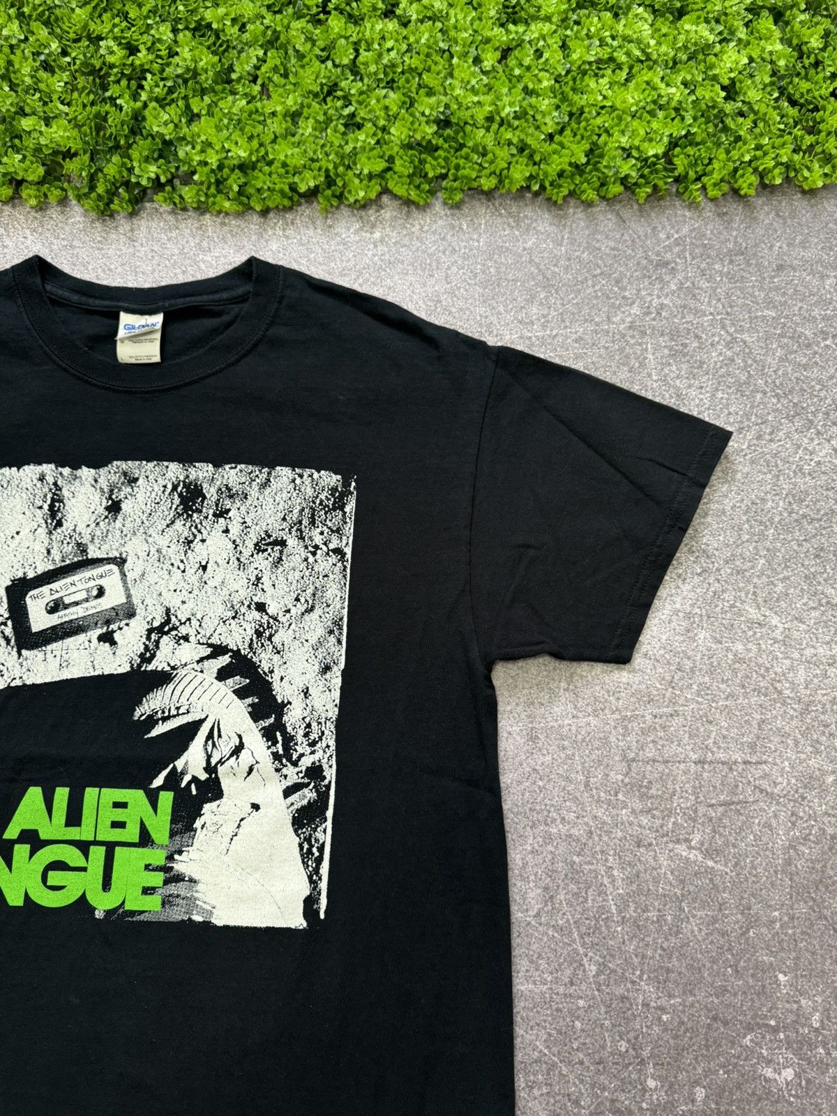 Band Tees × Rap Tees × Vintage Vintage Apathy American Rapper Band Album Alien Tongue Shirt Size US L / EU 52-54 / 3 - 4 Thumbnail