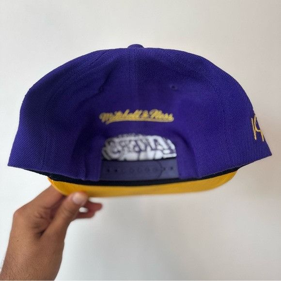 Mitchell & Ness NEW LA LAKERS KYLE KUZMA #0 MITCHELL & NESS FLATBILL SNAPBAC Size ONE SIZE - 5 Thumbnail