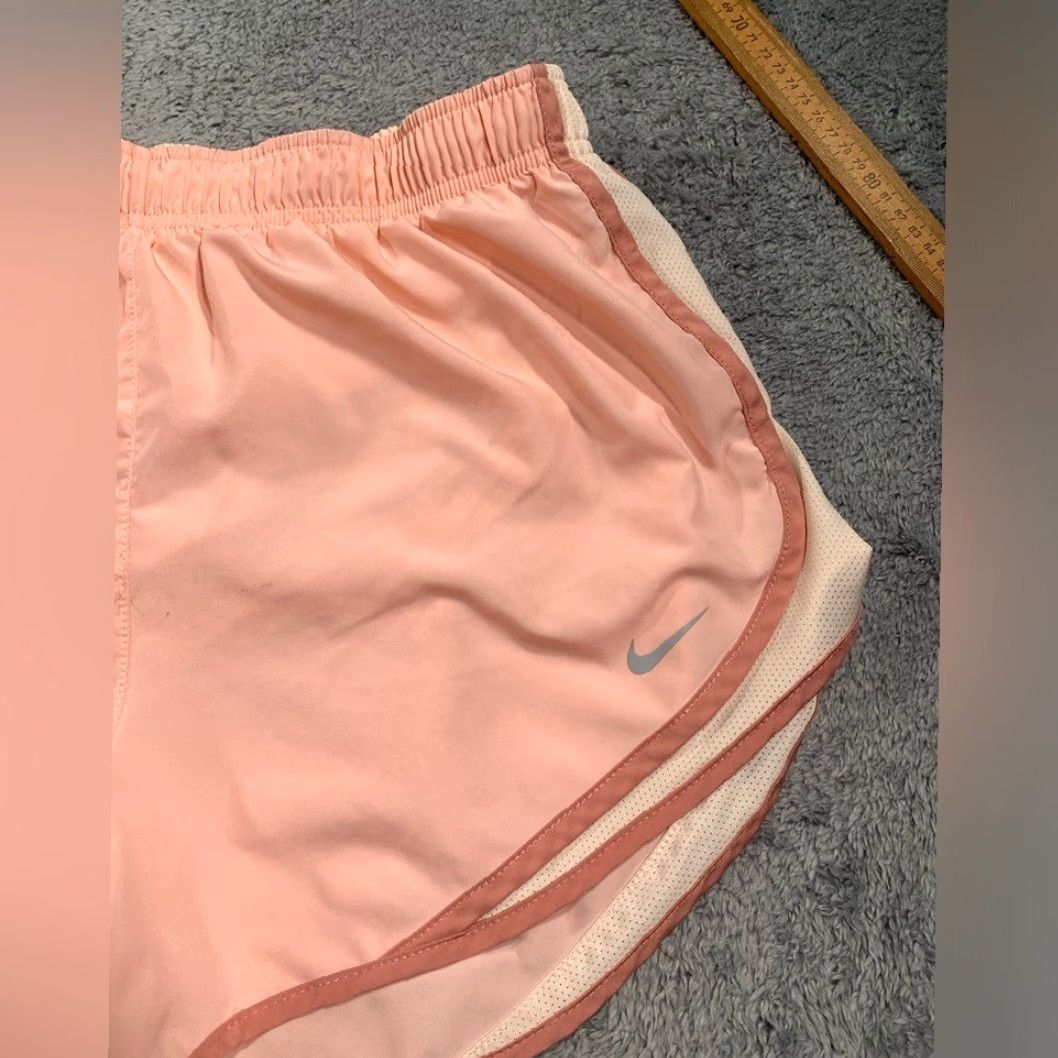 Nike Nike Women's Athletic Shorts L Pink Dri-Fit Regular Large Size 36" / US 14 / IT 50 - 3 Thumbnail