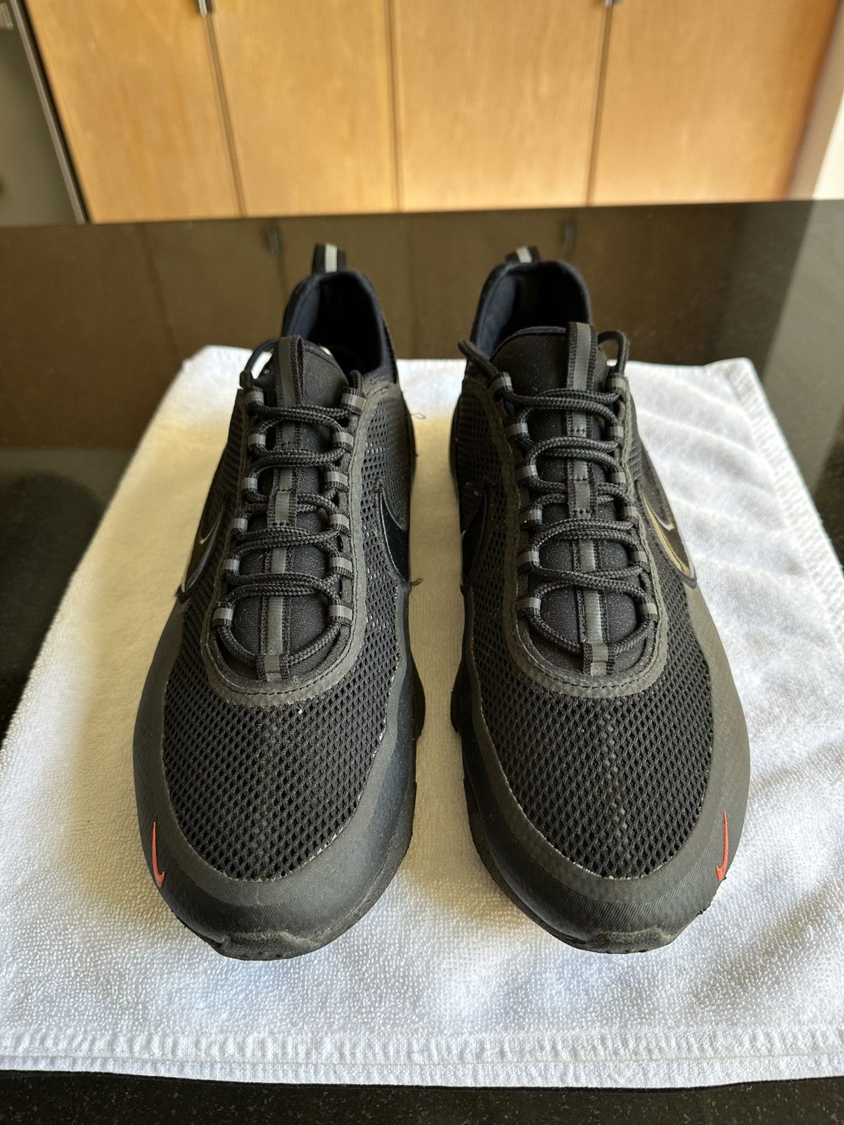 Nike Nike Air Zoom Spiridon Black Bright Crimson Size US 10.5 / EU 43-44 - 2 Thumbnail