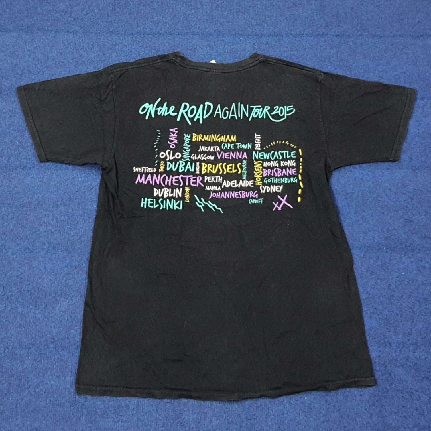 Vintage Vintage One Direction On The Road Again Tour 2015 C267N54 Size US M / EU 48-50 / 2 - 4 Thumbnail