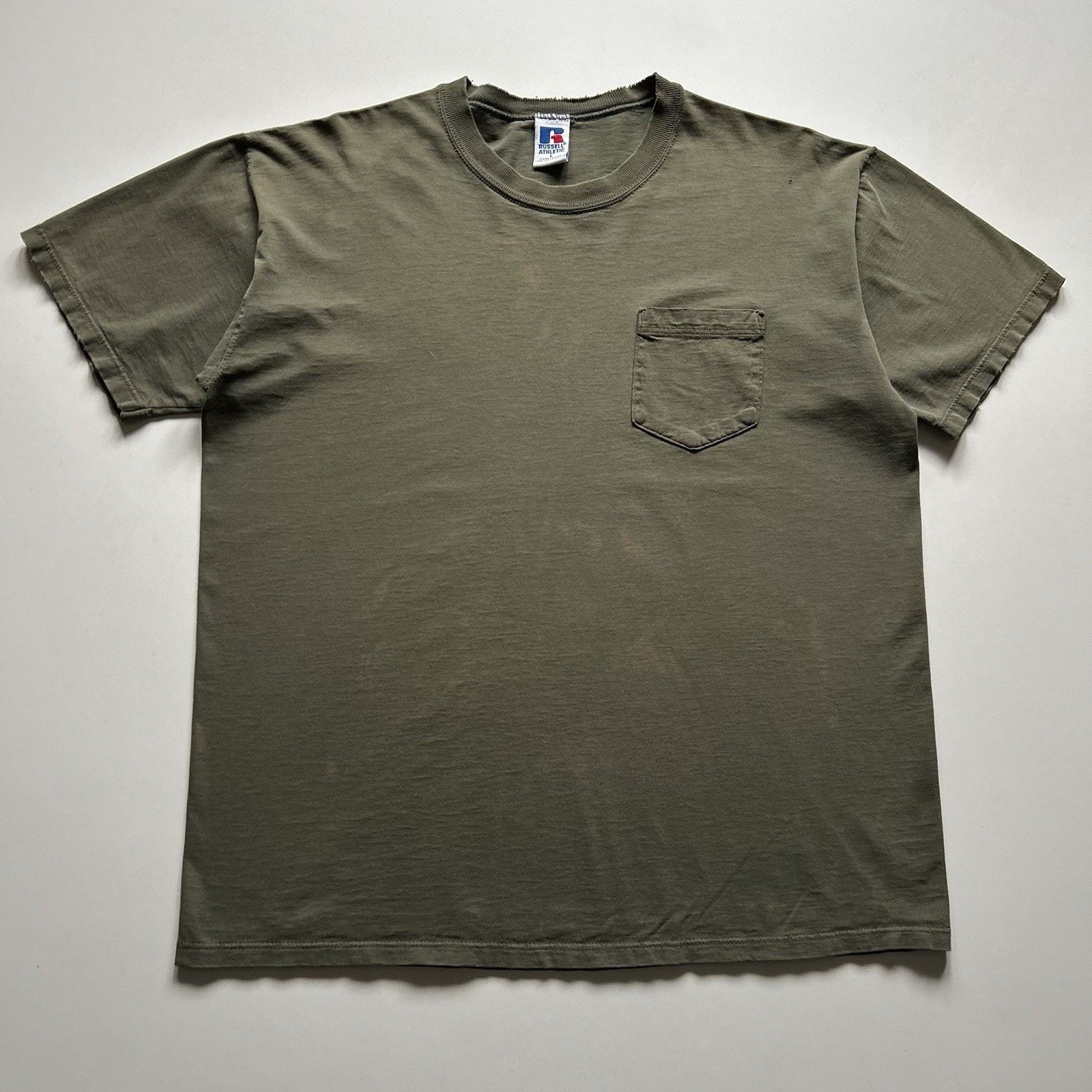 Vintage Russell Athletic Pocket T-Shirt Large Faded Green