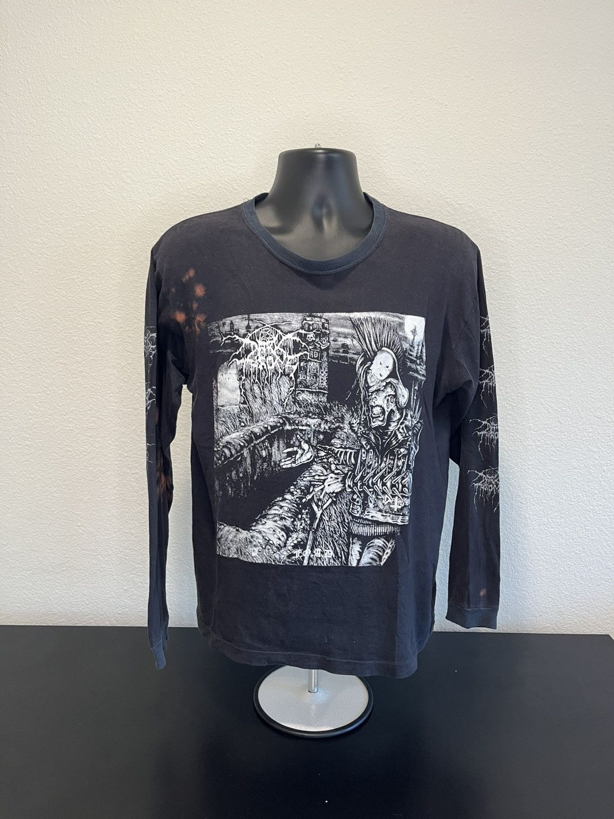 Vintage Dark throne shirt vintage 90s death metal band long sleeve Size US XL / EU 56 / 4 - 1 Thumbnail