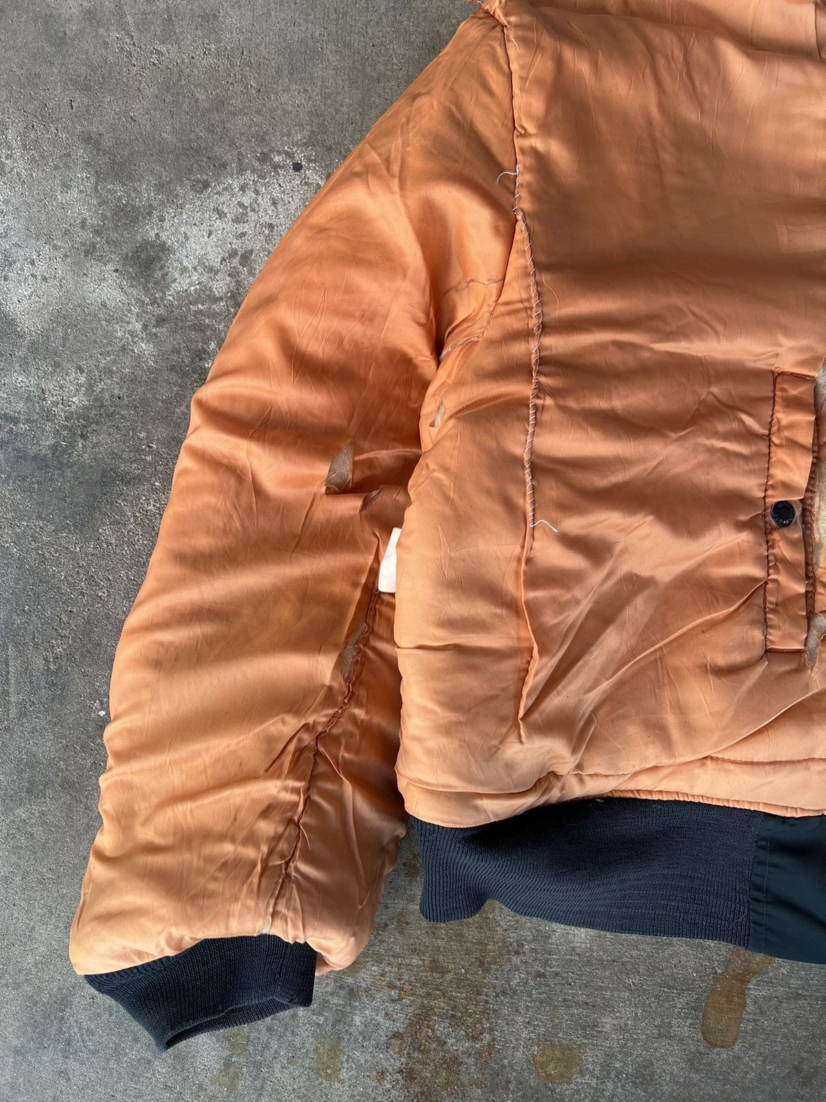 Schott Distressed Vintage Schott Flight Jacket Size US XL / EU 56 / 4 - 10 Thumbnail