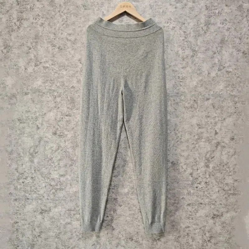 Chanel Chanel Gray Wool Casual Pants for Women . Size 30" / US 8 / IT 44 - 2 Thumbnail