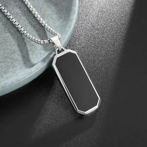 Japanese Brand Classic Black Rectangular Necklace Size ONE SIZE - 4 Thumbnail