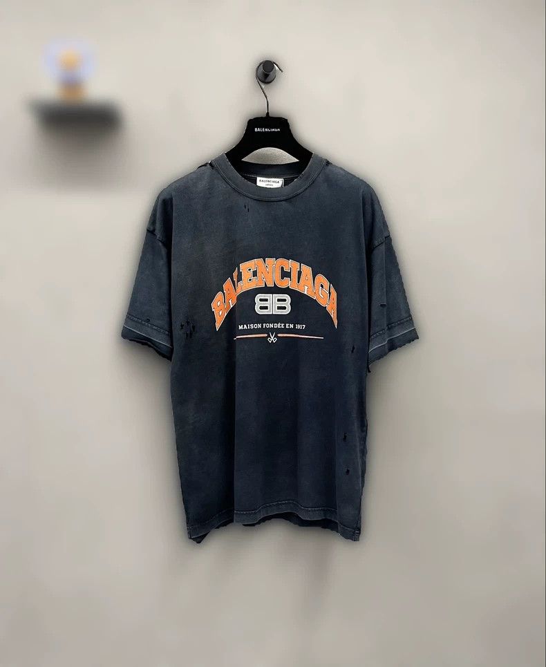 Balenciaga Balenciaga BB scissors short sleeve Size US S / EU 44-46 / 1 - 1 Thumbnail